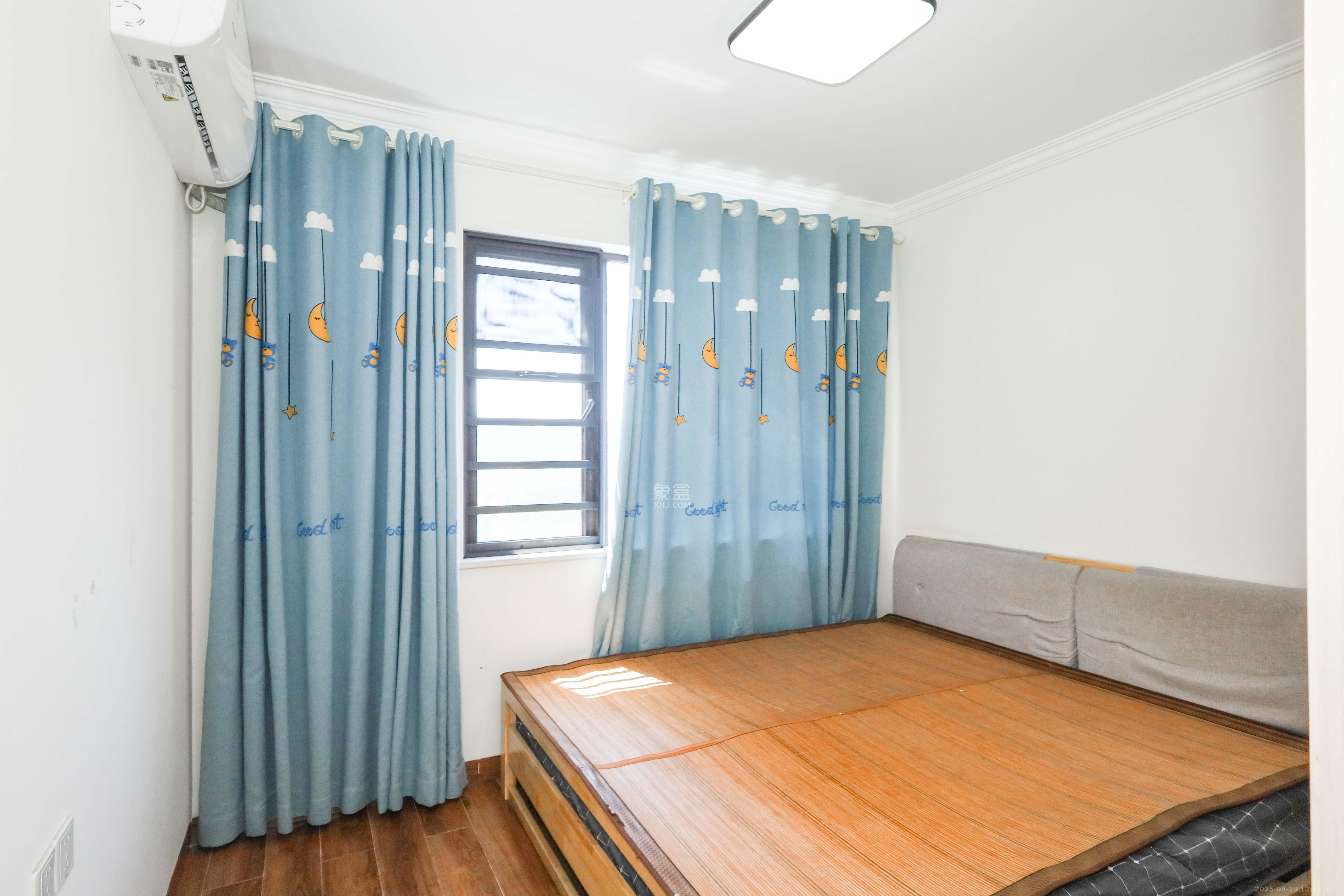 梅溪鑫苑名家  2室1厅1卫    75.0万 梅溪鑫苑名家  2室1厅1卫    75.0万卧室