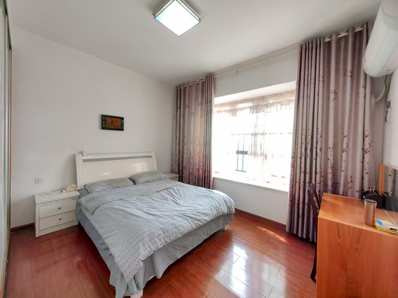 旺佳华府  2室2厅1卫    1580.0元/月室内图