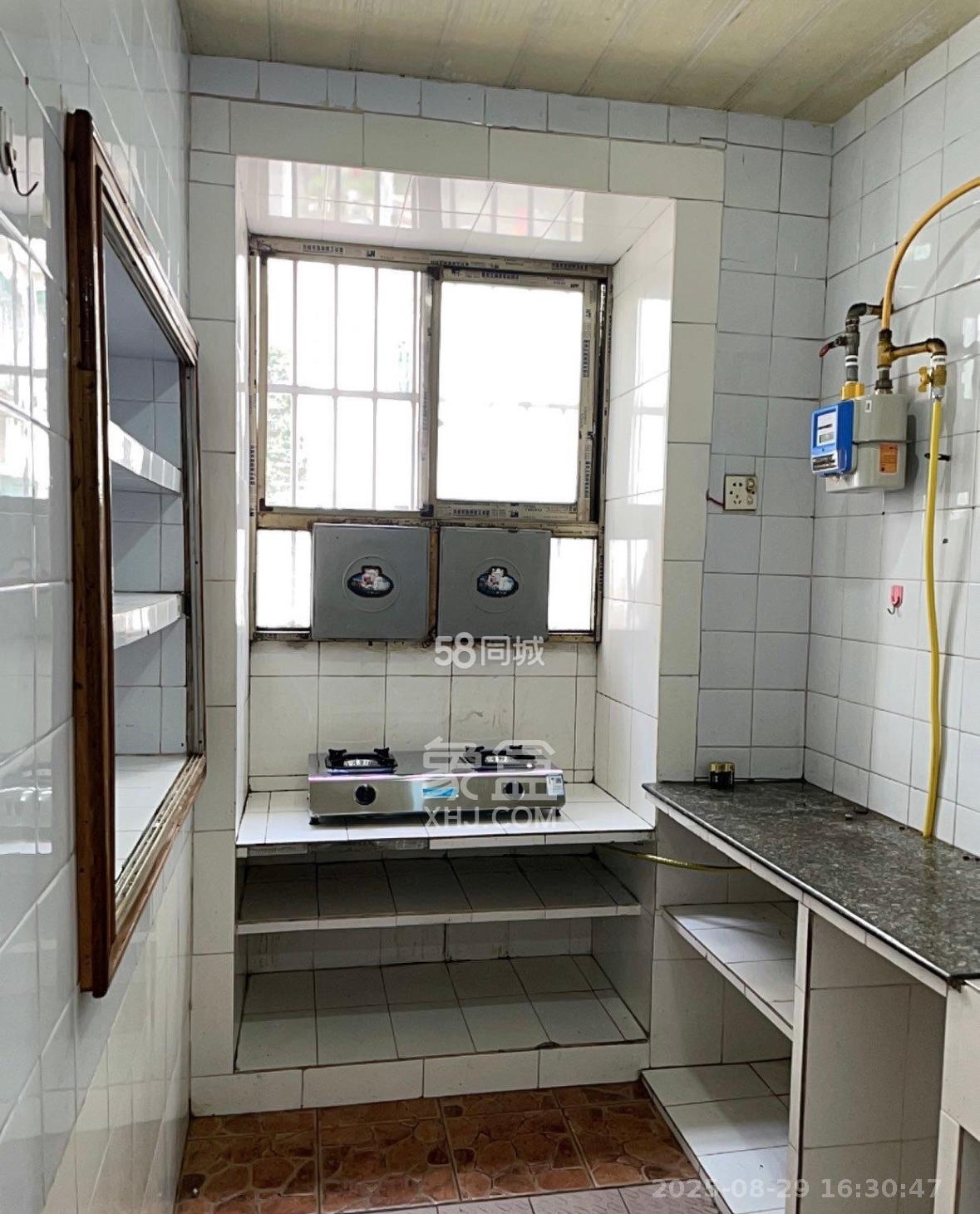 营山佳园  2室1厅1卫    1650.0元/月室内图