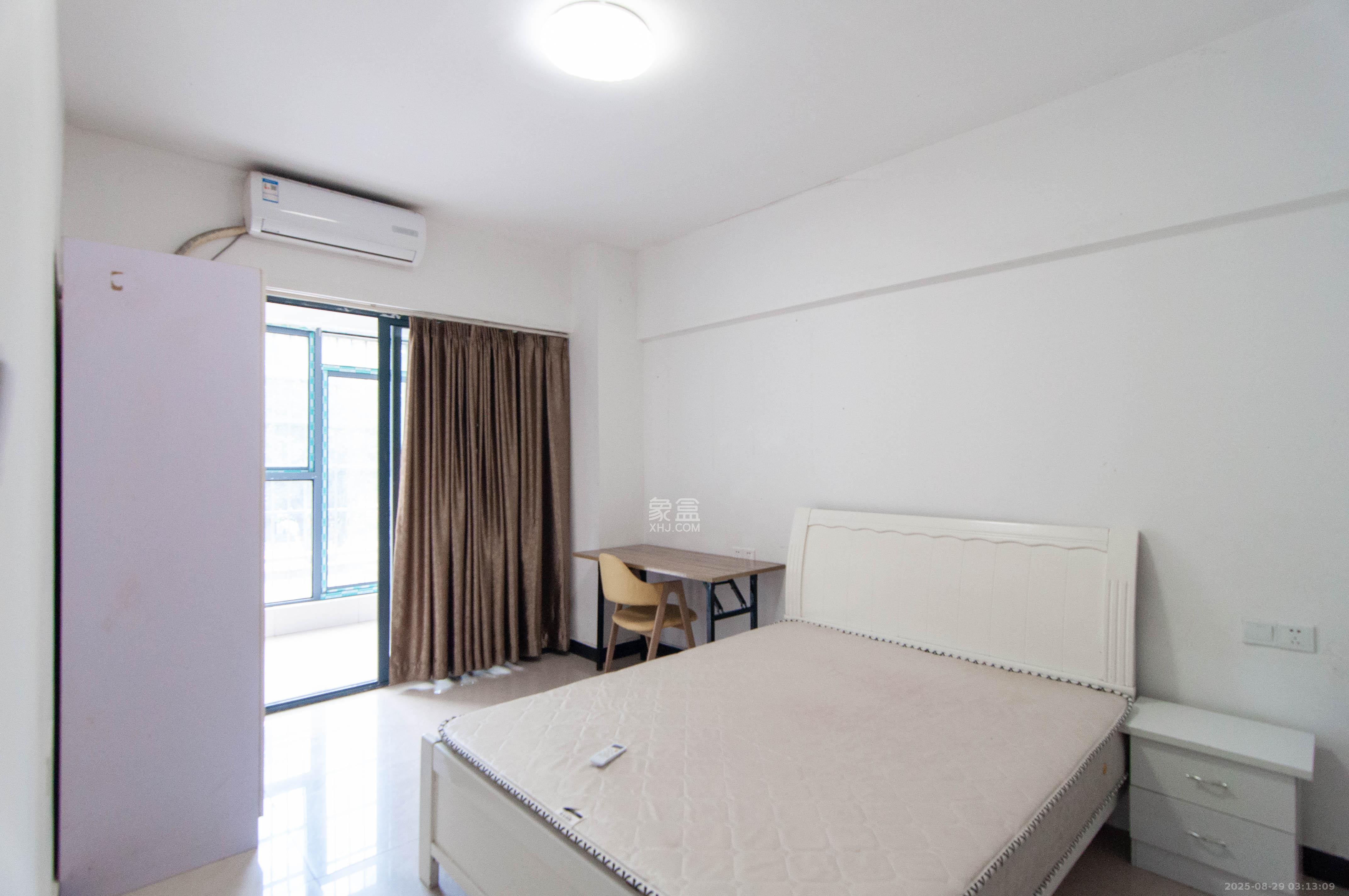 望兴景园二期（望兴西西里）  2室2厅1卫    68.0万其他