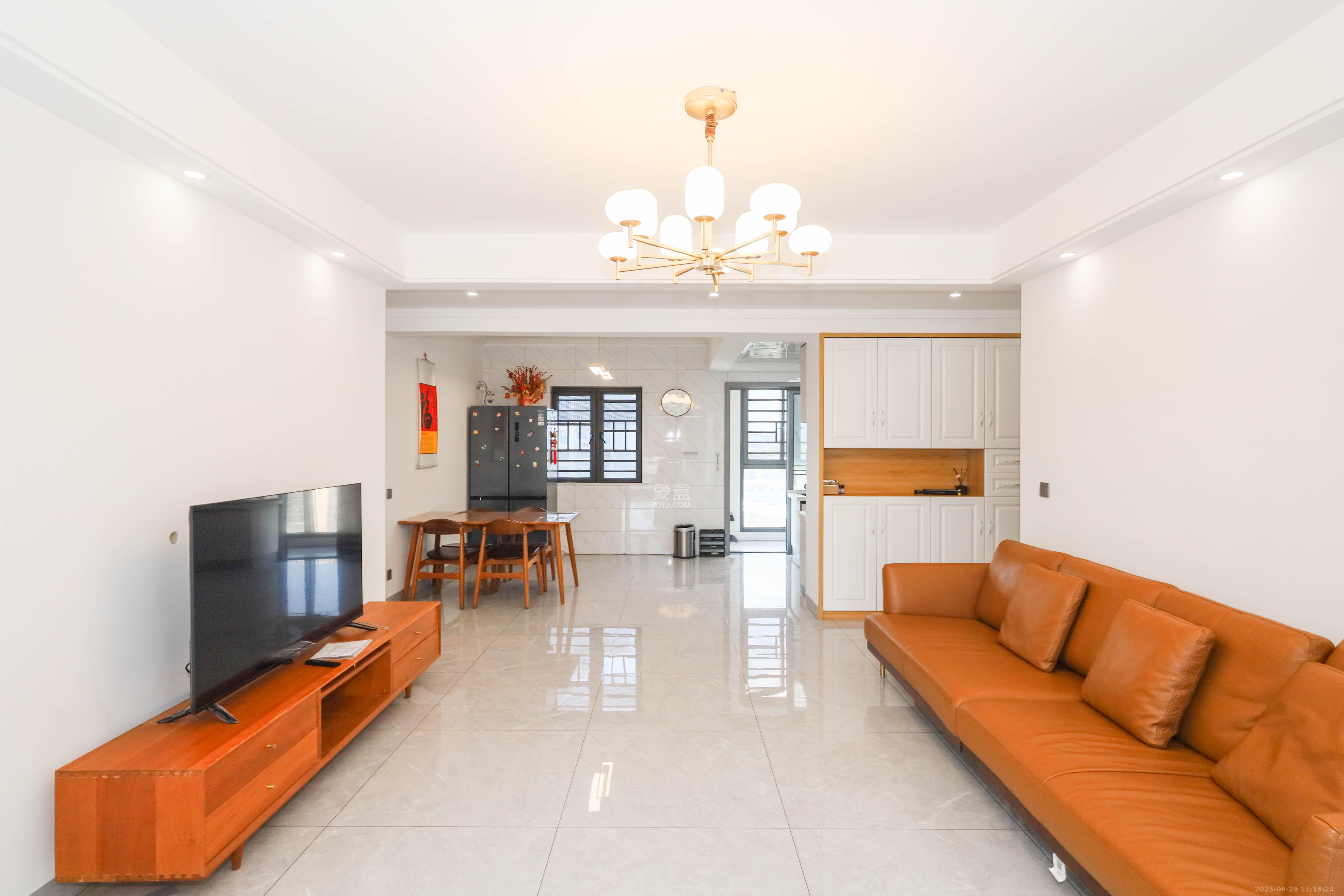 梅溪盛荟  3室2厅2卫    120.0万 梅溪盛荟  3室2厅2卫    120.0万客厅