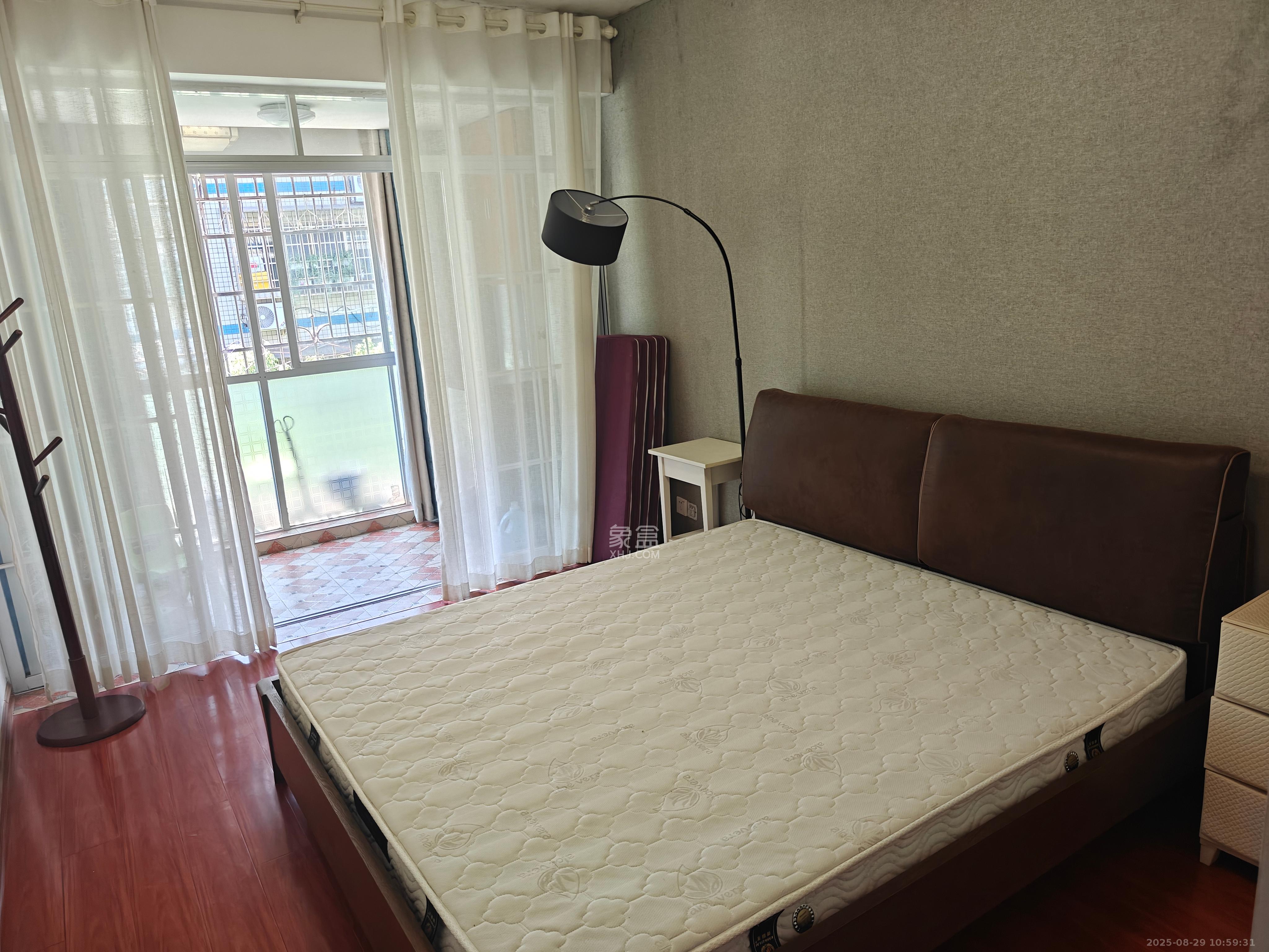 旺盛佳园  2室2厅1卫   1700.00元/月室内图