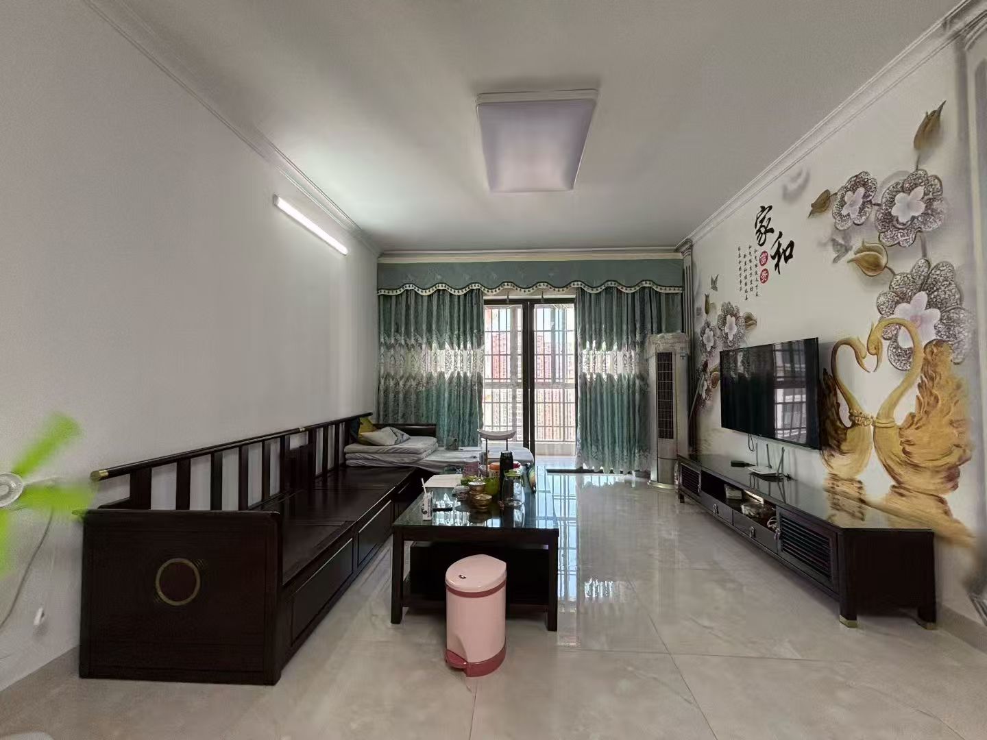 椰海新城  3室2厅1卫    135.0万