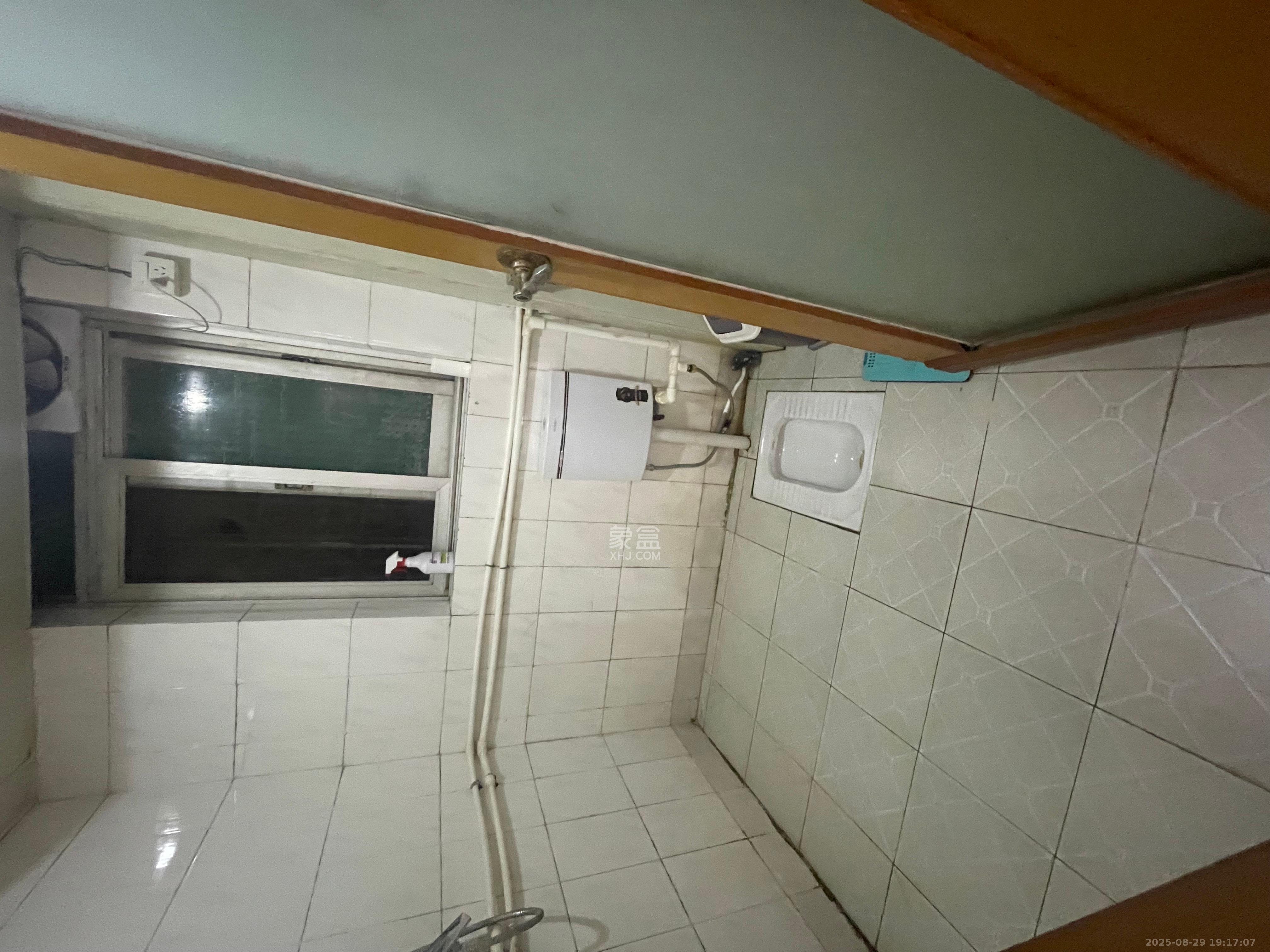 天剑路扫把塘检察院宿舍 3室2厅2卫 1800.0元/月 天剑路扫把塘检察院宿舍 3室2厅2卫 1800.0元/月室内图