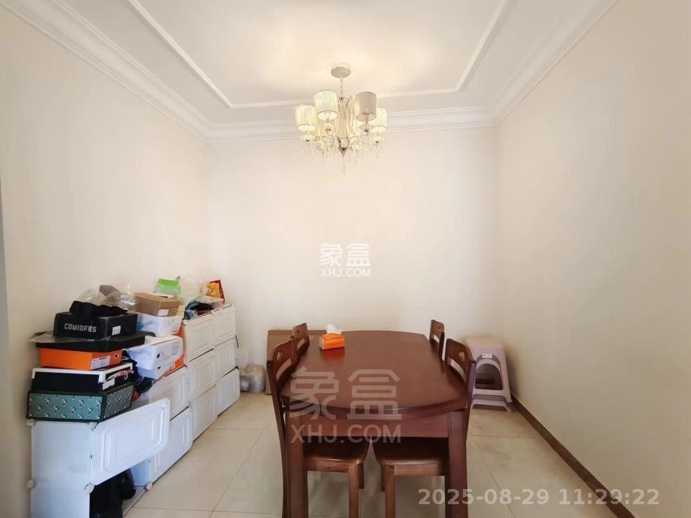 恒大华府 1室0厅0卫 2200.0元/月 恒大华府 1室0厅0卫 2200.0元/月室内图