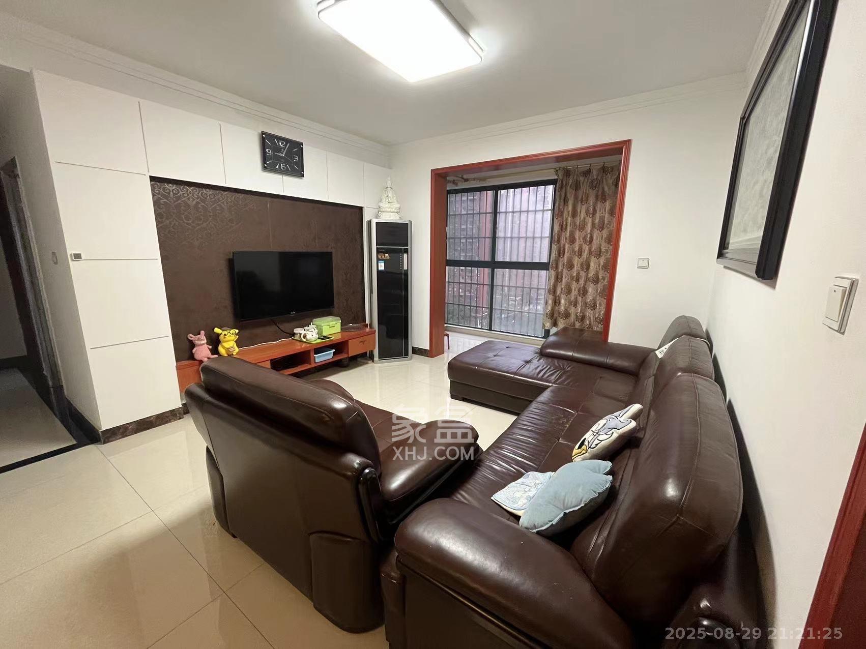 筑梦佳园 3室2厅1卫 2200.0元/月 筑梦佳园 3室2厅1卫 2200.0元/月室内图