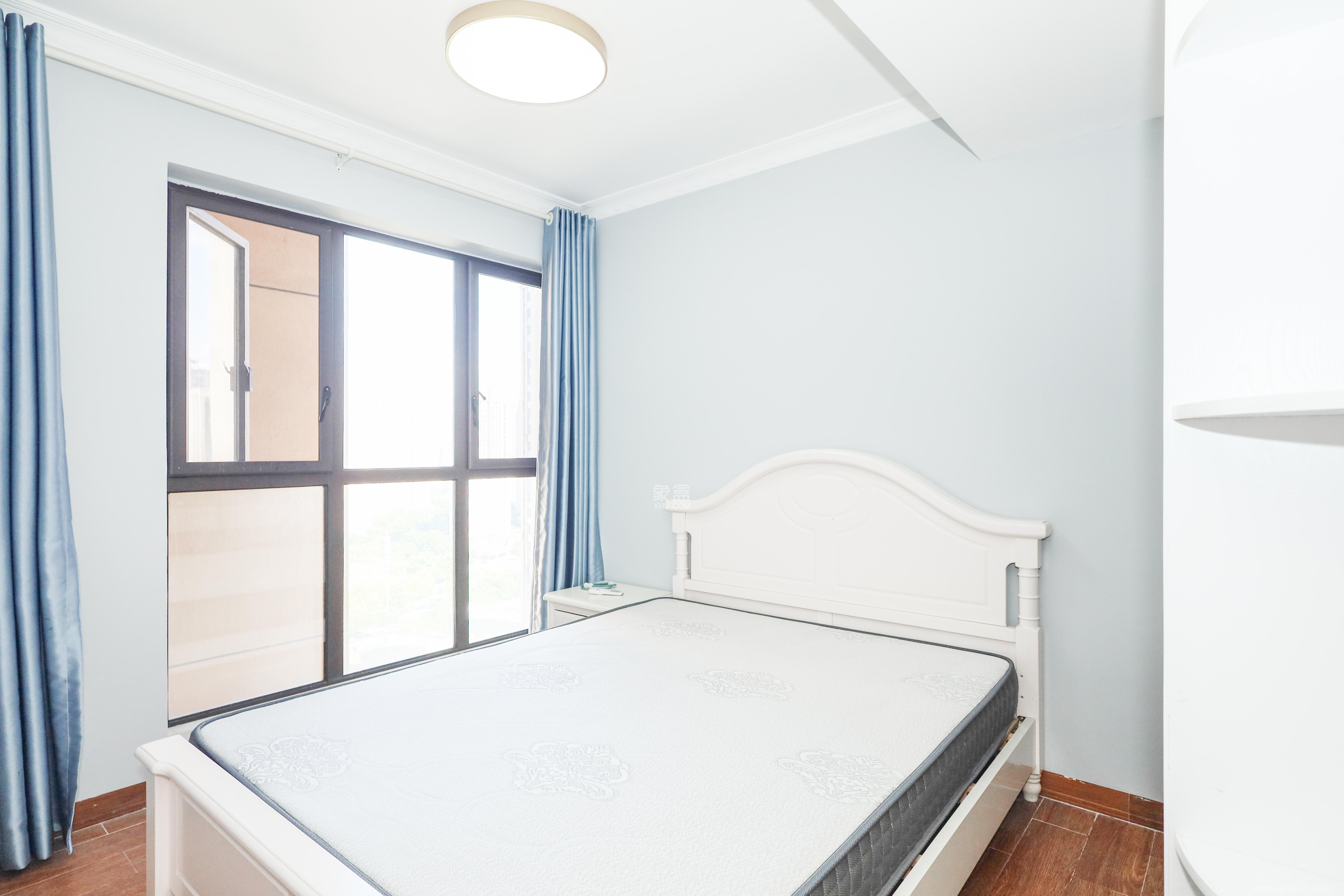 梅溪鑫苑名家  3室2厅1卫    95.0万卧室