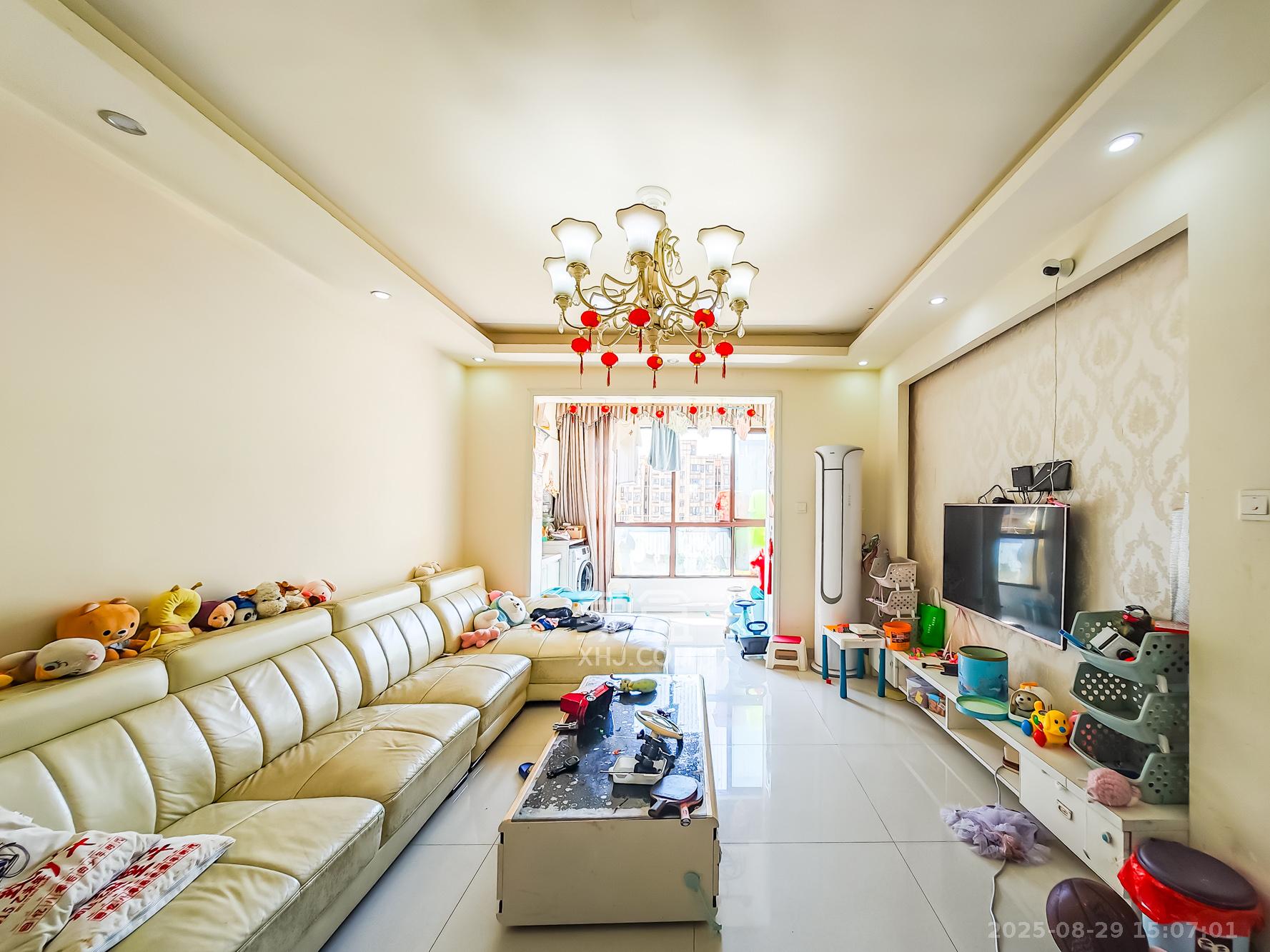 山语城二期 3室1厅1卫 65.0万 山语城二期 3室1厅1卫 65.0万客厅