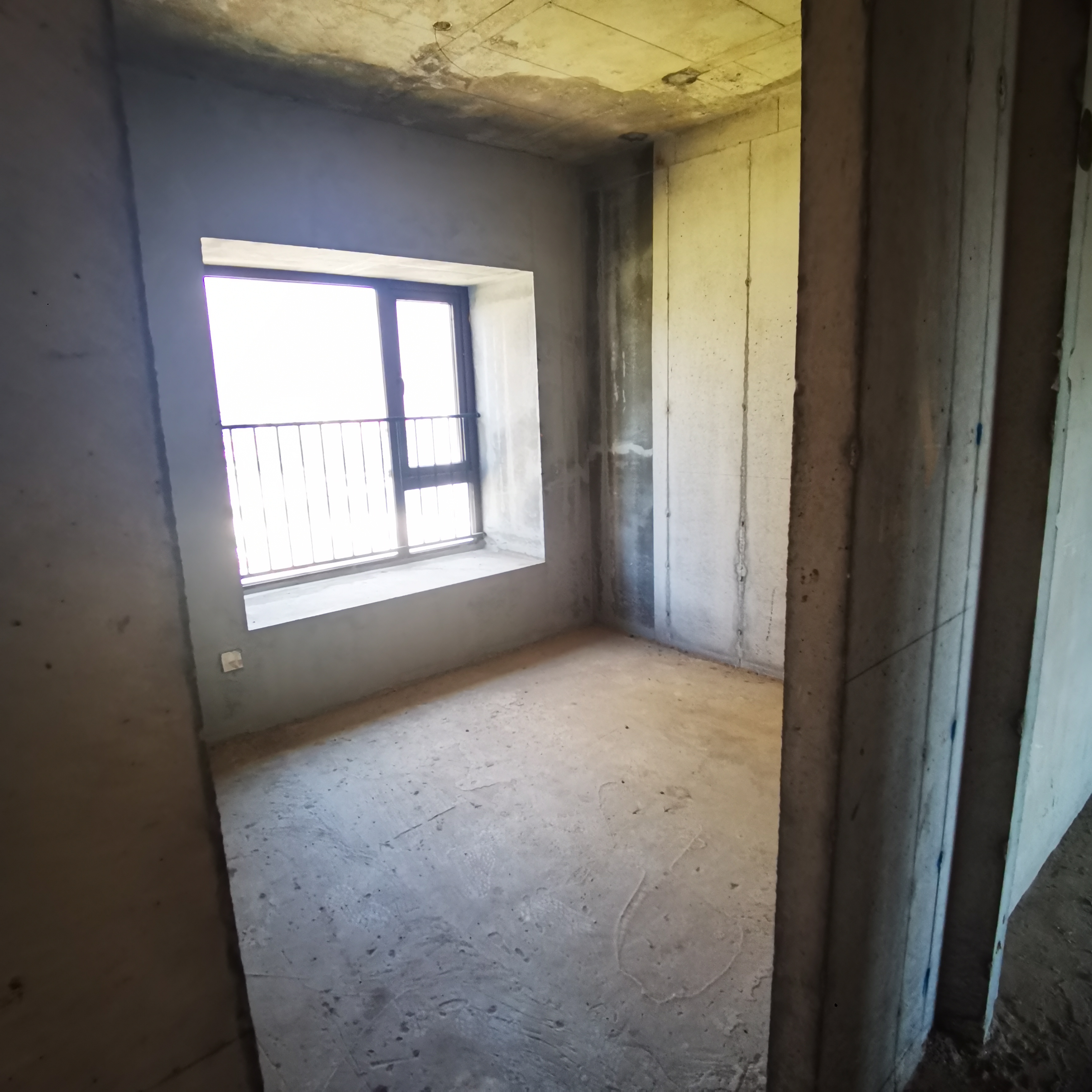 碧桂园正央时代  3室2厅2卫    60.0万客厅