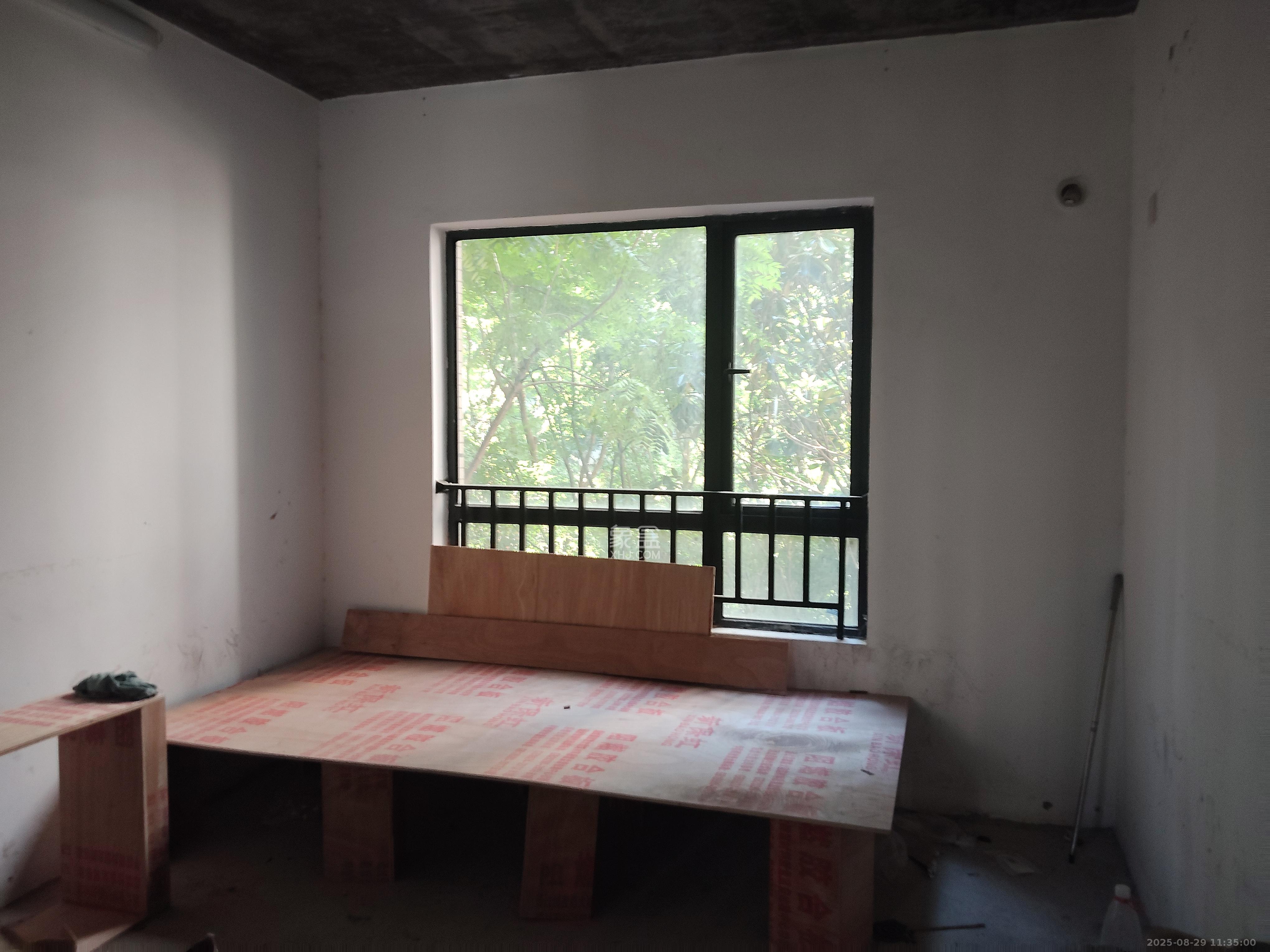 筑梦星园 4室2厅2卫 1000.0元/月 筑梦星园 4室2厅2卫 1000.0元/月室内图