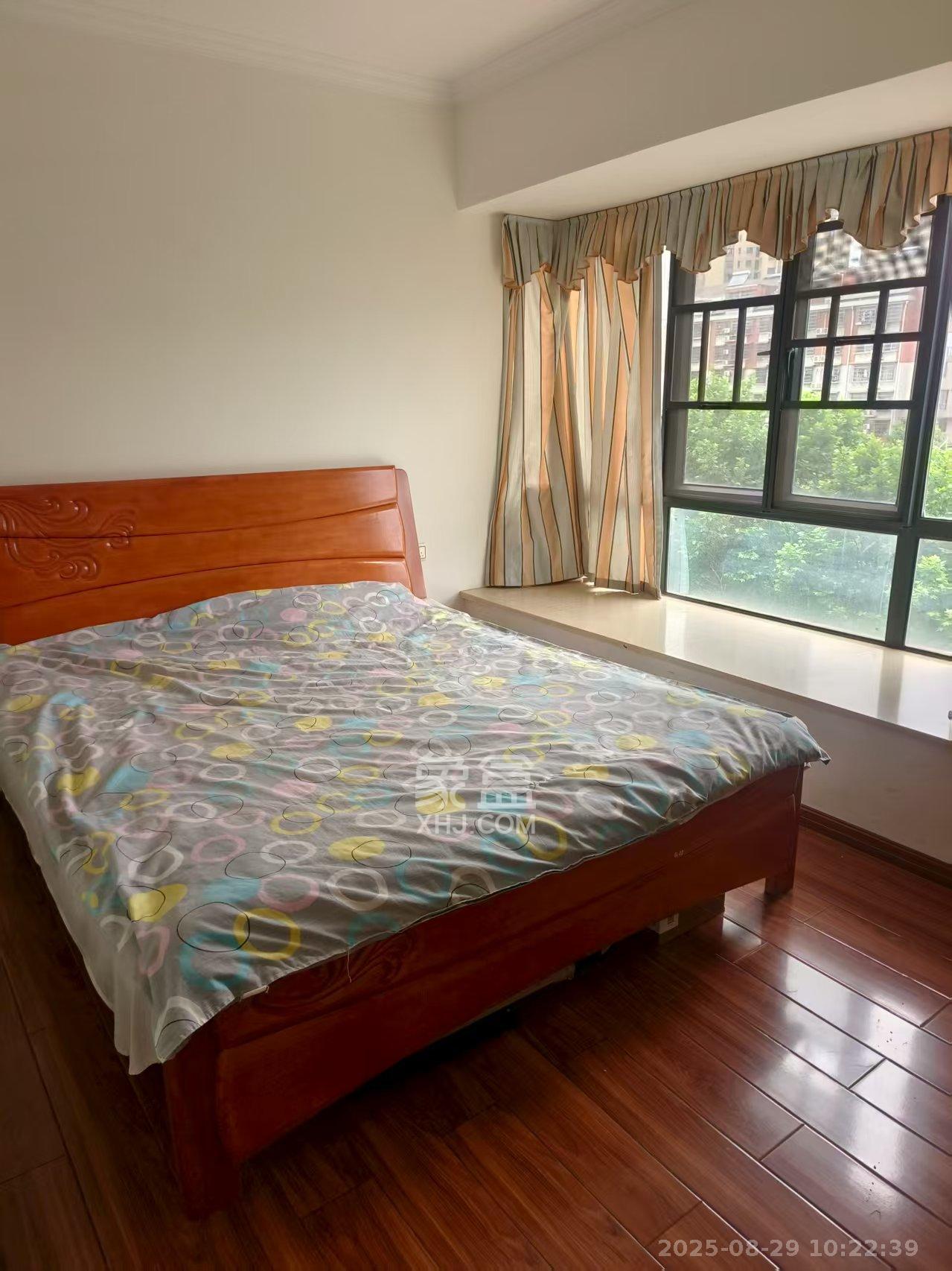 深业睿城  1室1厅1卫    2400.0元/月 深业睿城  1室1厅1卫    2400.0元/月室内图