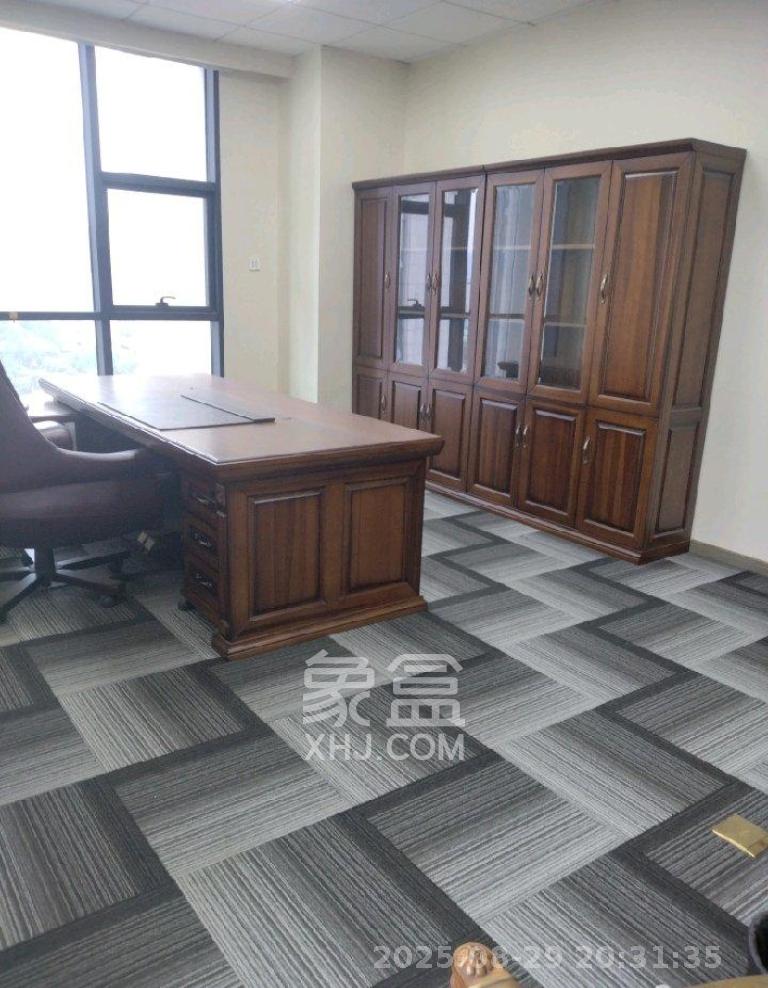 华坤时代   367.0㎡      20000.0元/月