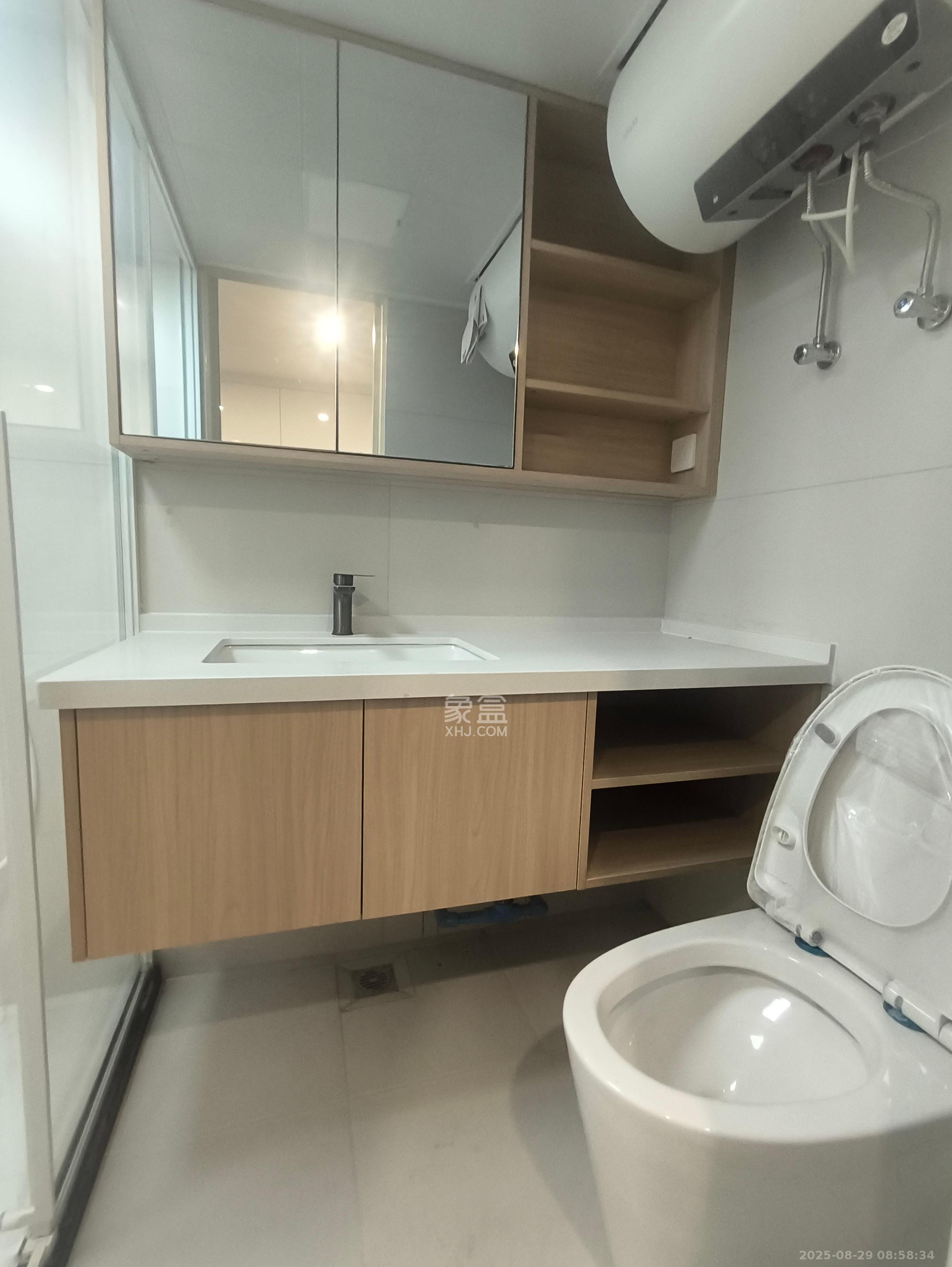 建发养云  2室1厅1卫    3200.0元/月 建发养云  2室1厅1卫    3200.0元/月室内图