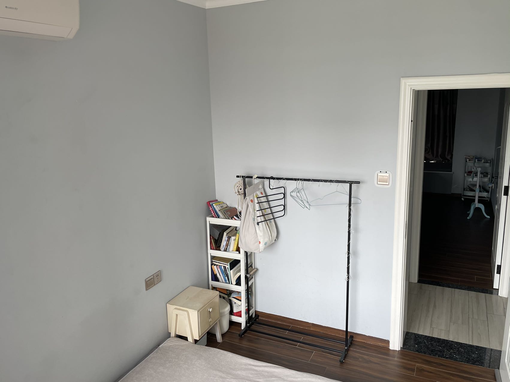 海悦东方  3室2厅2卫    4000.0元/月 海悦东方  3室2厅2卫    4000.0元/月室内图