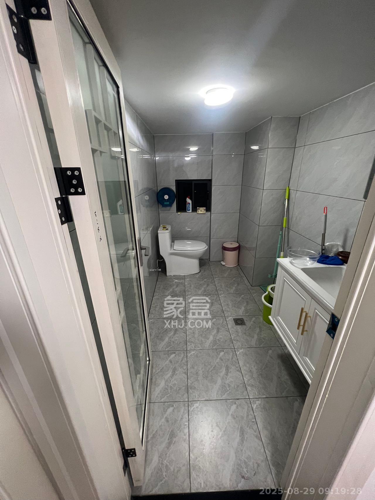 恒大御景半岛锦绣苑  3室2厅2卫    4200.0元/月室内图