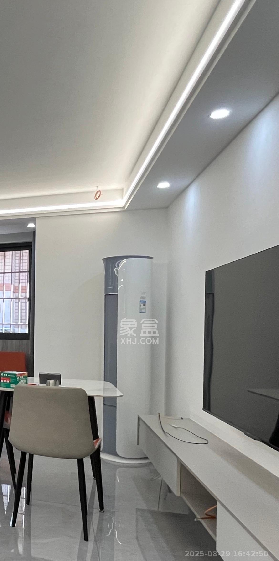 金泰小区  4室2厅3卫    4000.0元/月 金泰小区  4室2厅3卫    4000.0元/月室内图