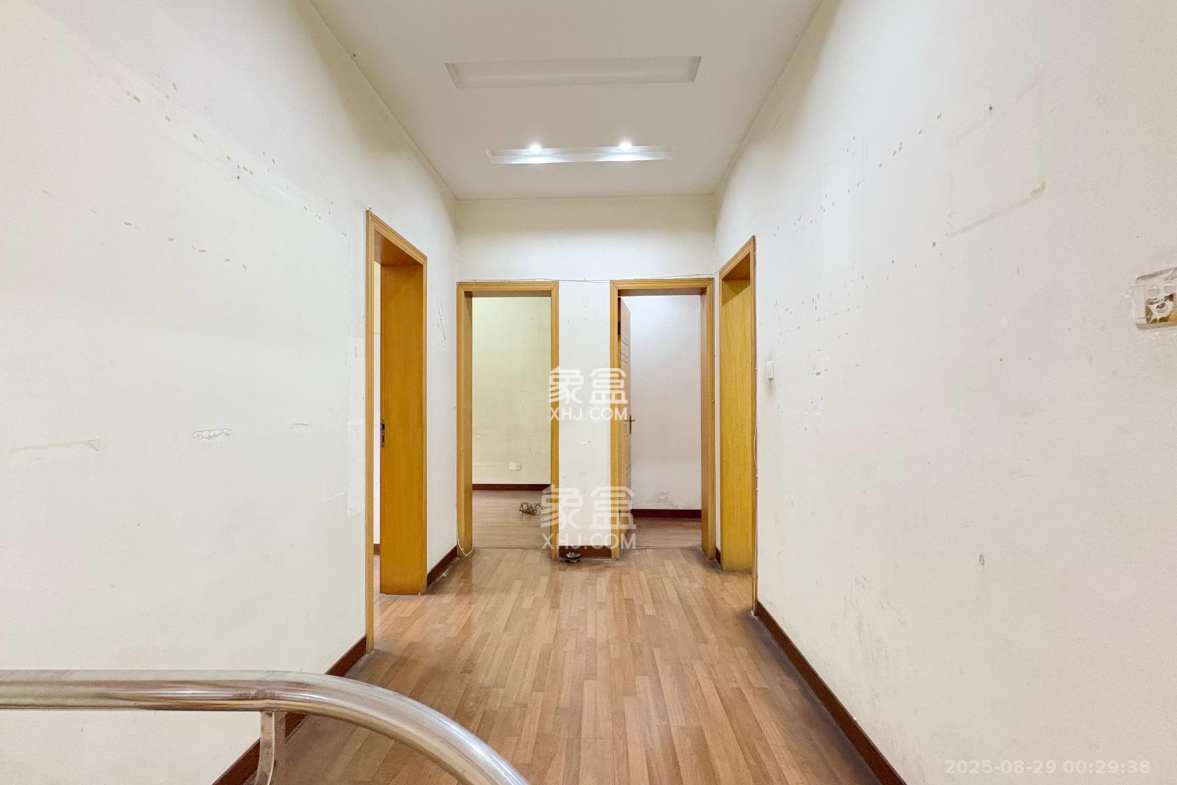 泰时新雅园  4室2厅2卫    108.0万 泰时新雅园  4室2厅2卫    108.0万其他