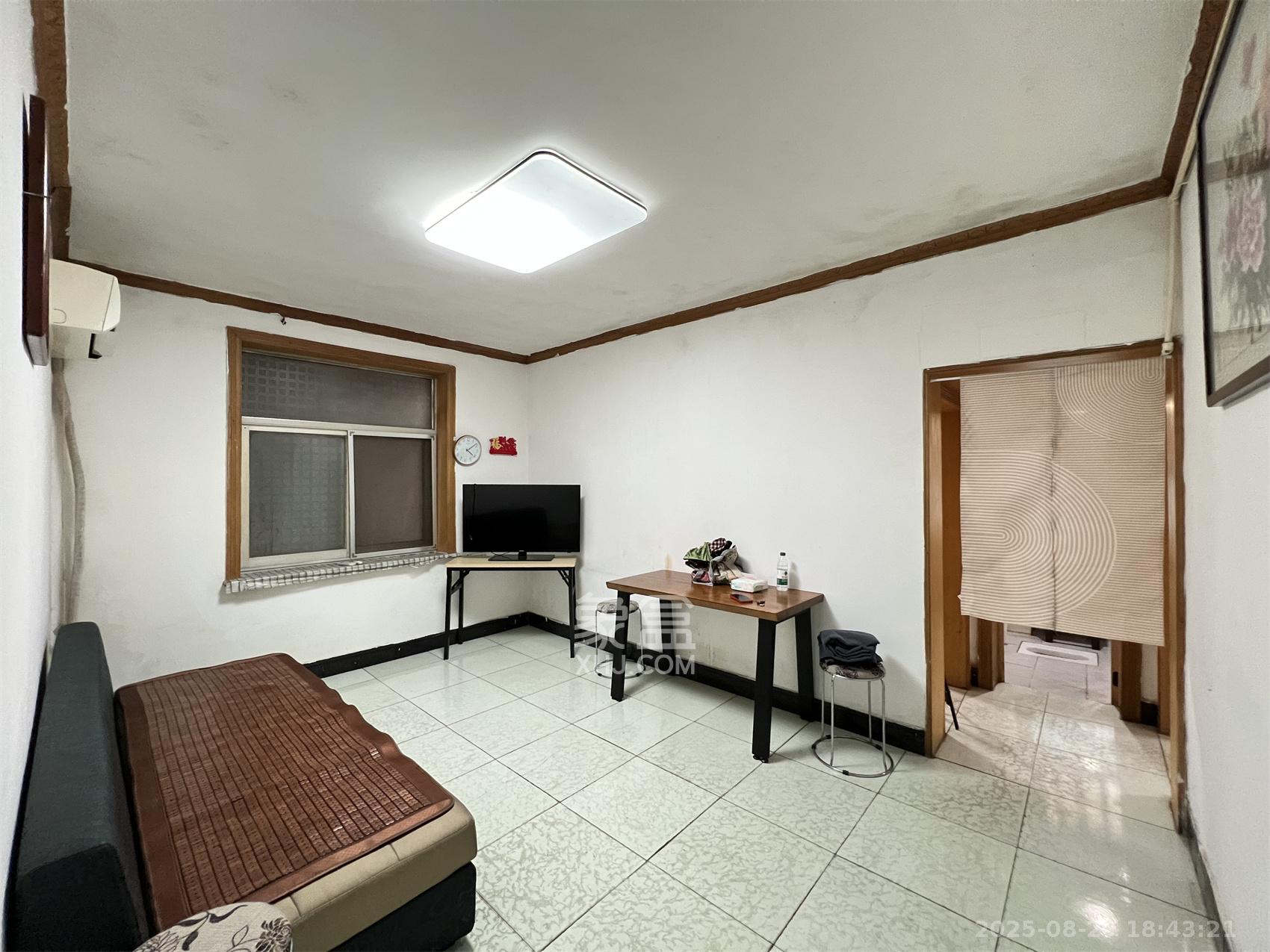 景园小区  2室2厅1卫   1600.00元/月室内图