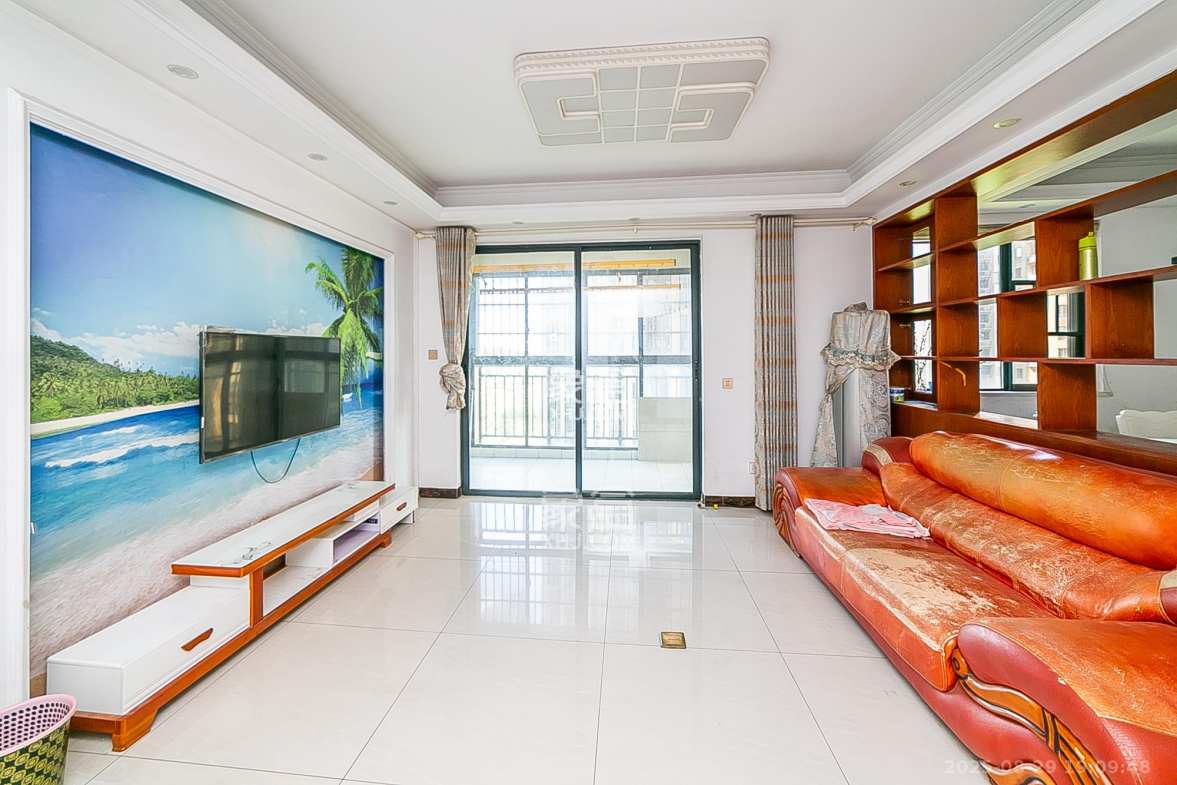 乾城(兴旺乾城) 3室2厅2卫 106.0万 乾城(兴旺乾城) 3室2厅2卫 106.0万客厅