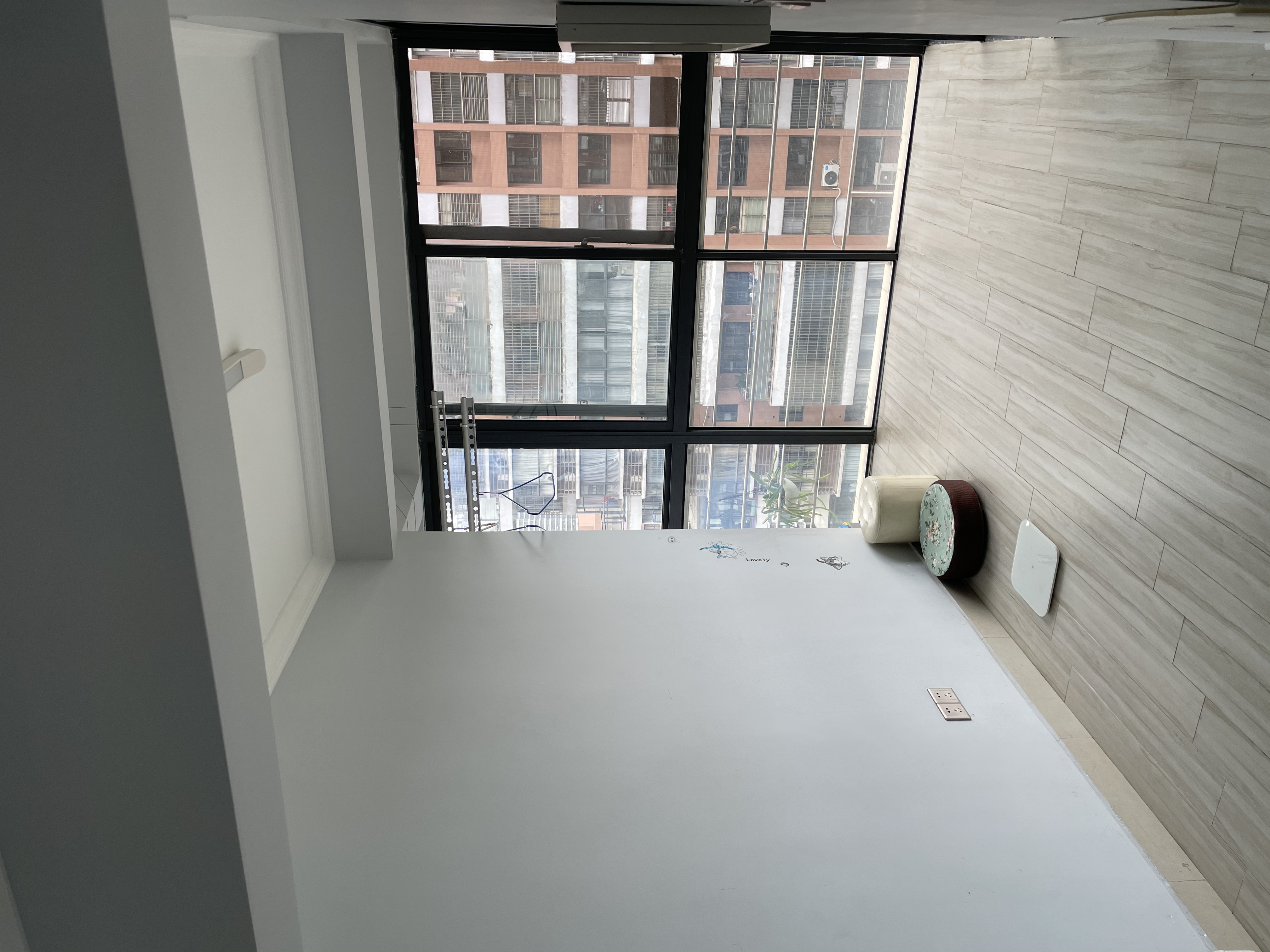 海悦东方  3室2厅2卫    4000.0元/月 海悦东方  3室2厅2卫    4000.0元/月室内图