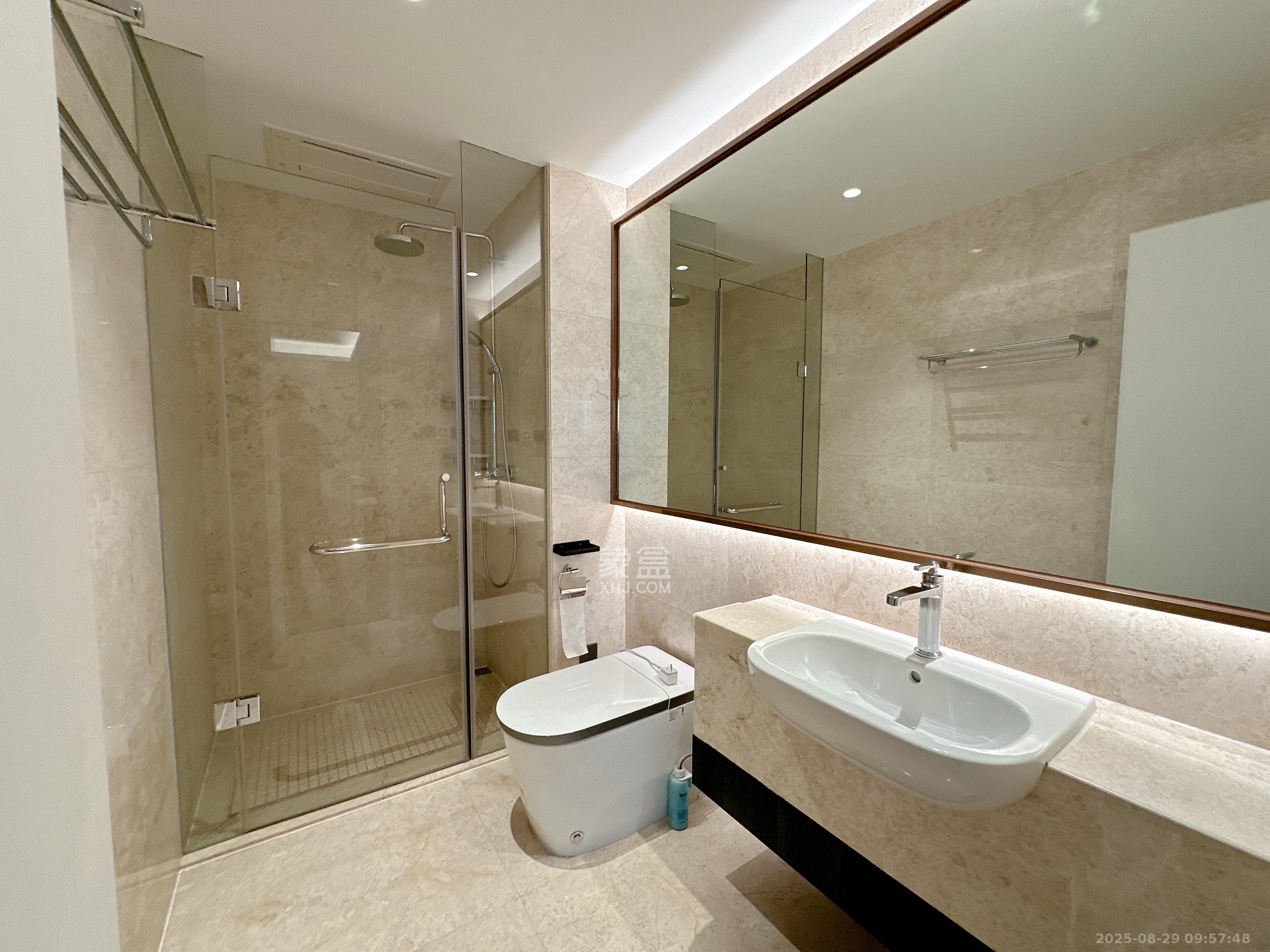 北辰定江洋  3室2厅2卫    18000.0元/月 北辰定江洋  3室2厅2卫    18000.0元/月室内图