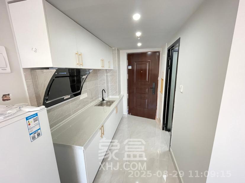 中海珑悦府  1室0厅0卫   1300.00元/月室内图