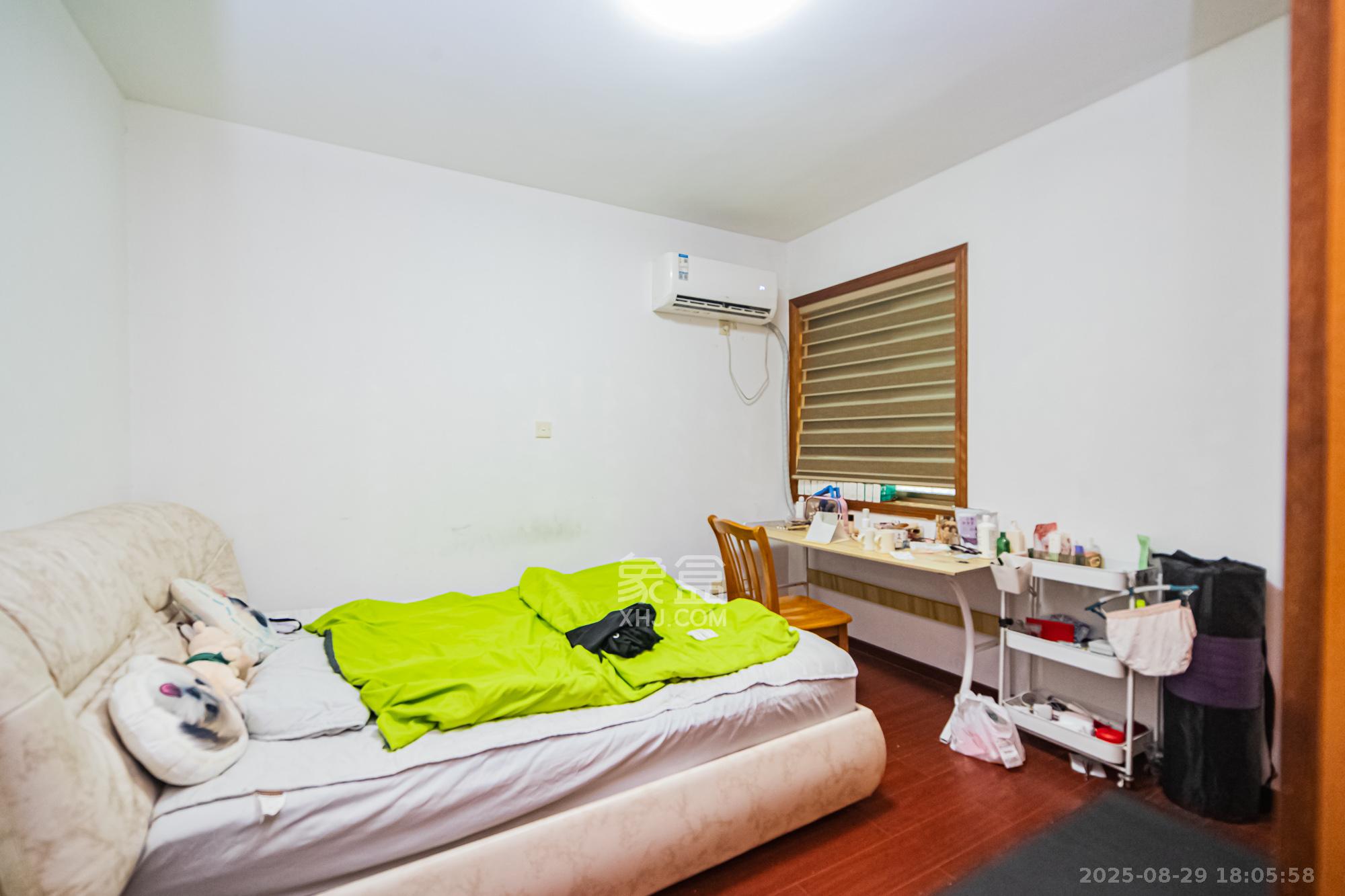 景香苑  2室2厅1卫    55.0万 景香苑  2室2厅1卫    55.0万卧室