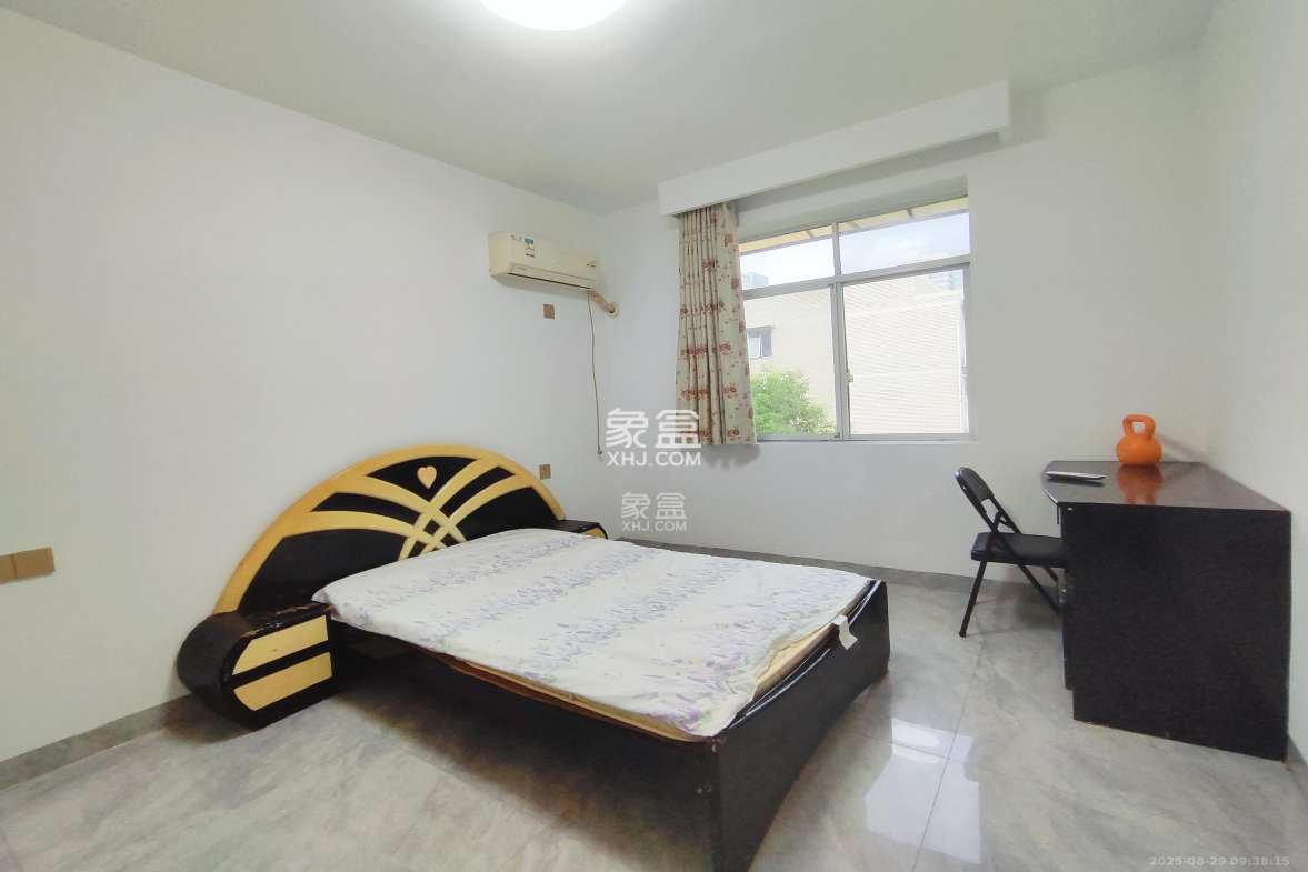 陈家湖小区  2室1厅1卫    2000.0元/月 陈家湖小区  2室1厅1卫    2000.0元/月室内图