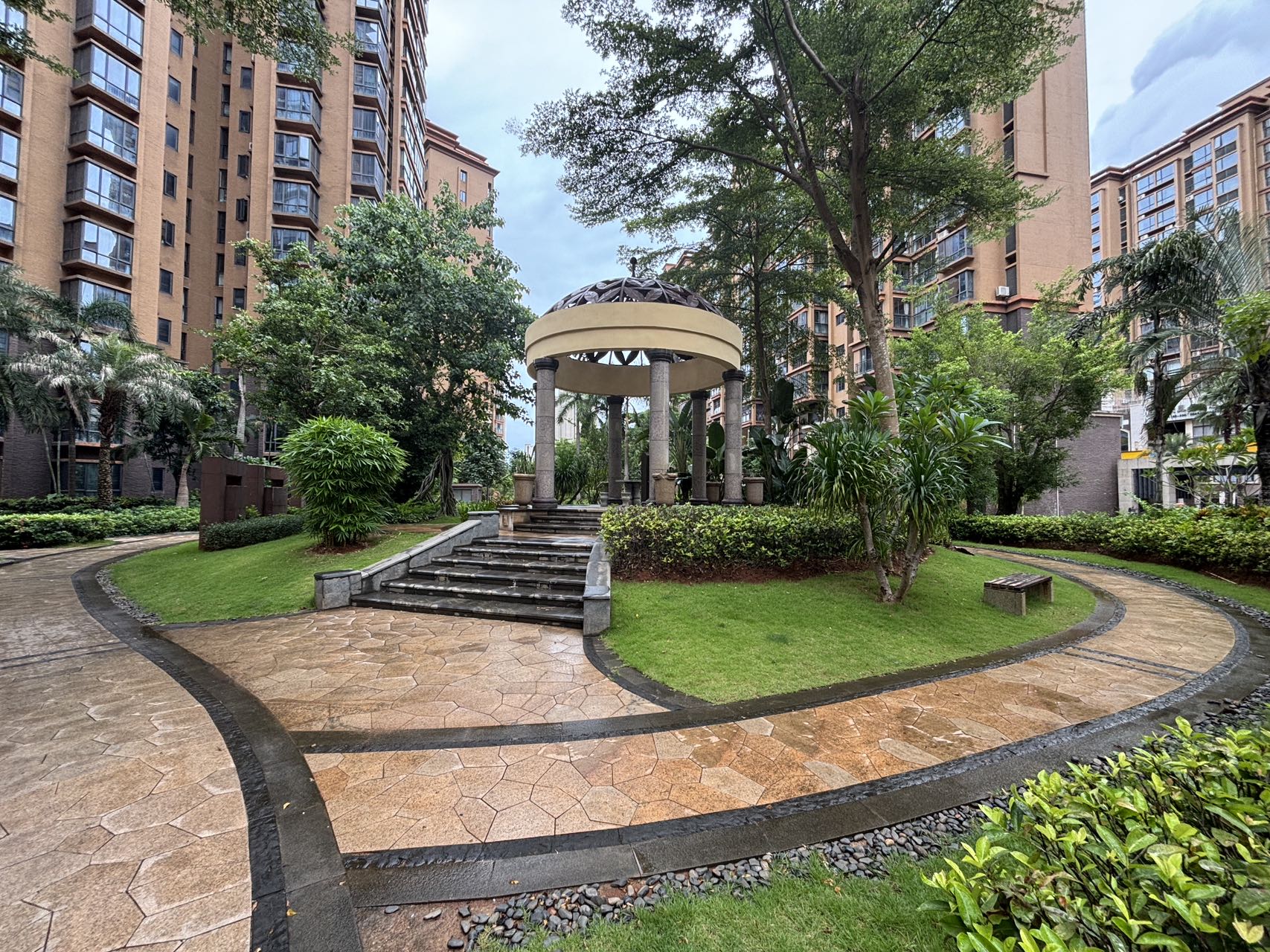 海岸赛拉维南区 2室2厅1卫 1800.0元/月 海岸赛拉维南区 2室2厅1卫 1800.0元/月小区图