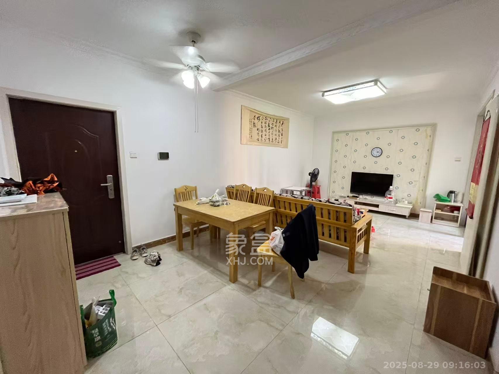 怡海星城 3室2厅1卫 1800.0元/月 怡海星城 3室2厅1卫 1800.0元/月室内图