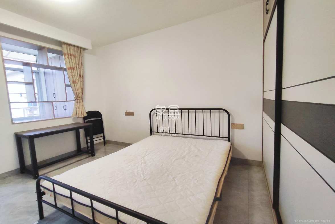 陈家湖小区  2室1厅1卫    2000.0元/月 陈家湖小区  2室1厅1卫    2000.0元/月室内图