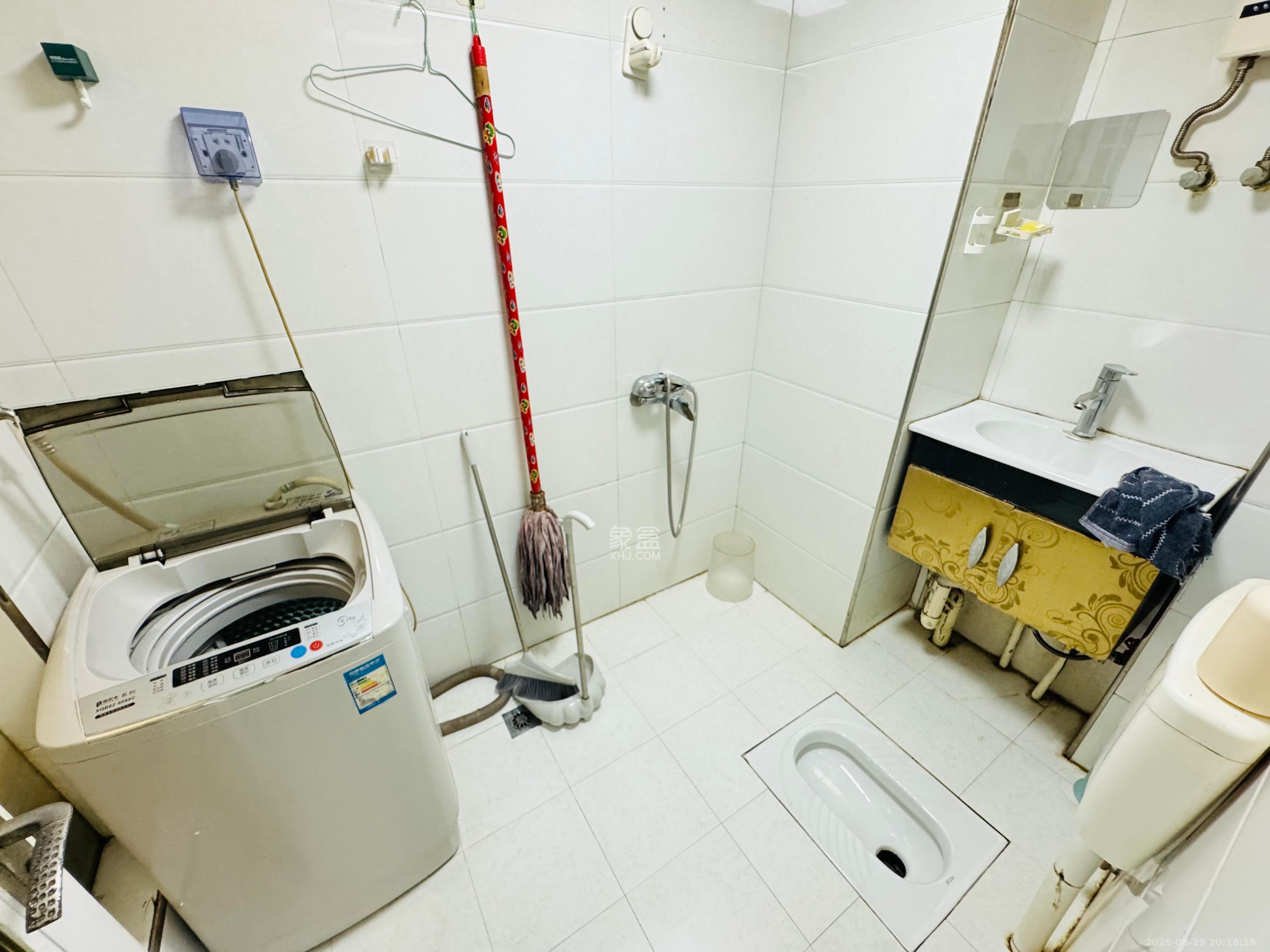 乾城(兴旺乾城) 1室1厅1卫 1400.0元/月 乾城(兴旺乾城) 1室1厅1卫 1400.0元/月室内图