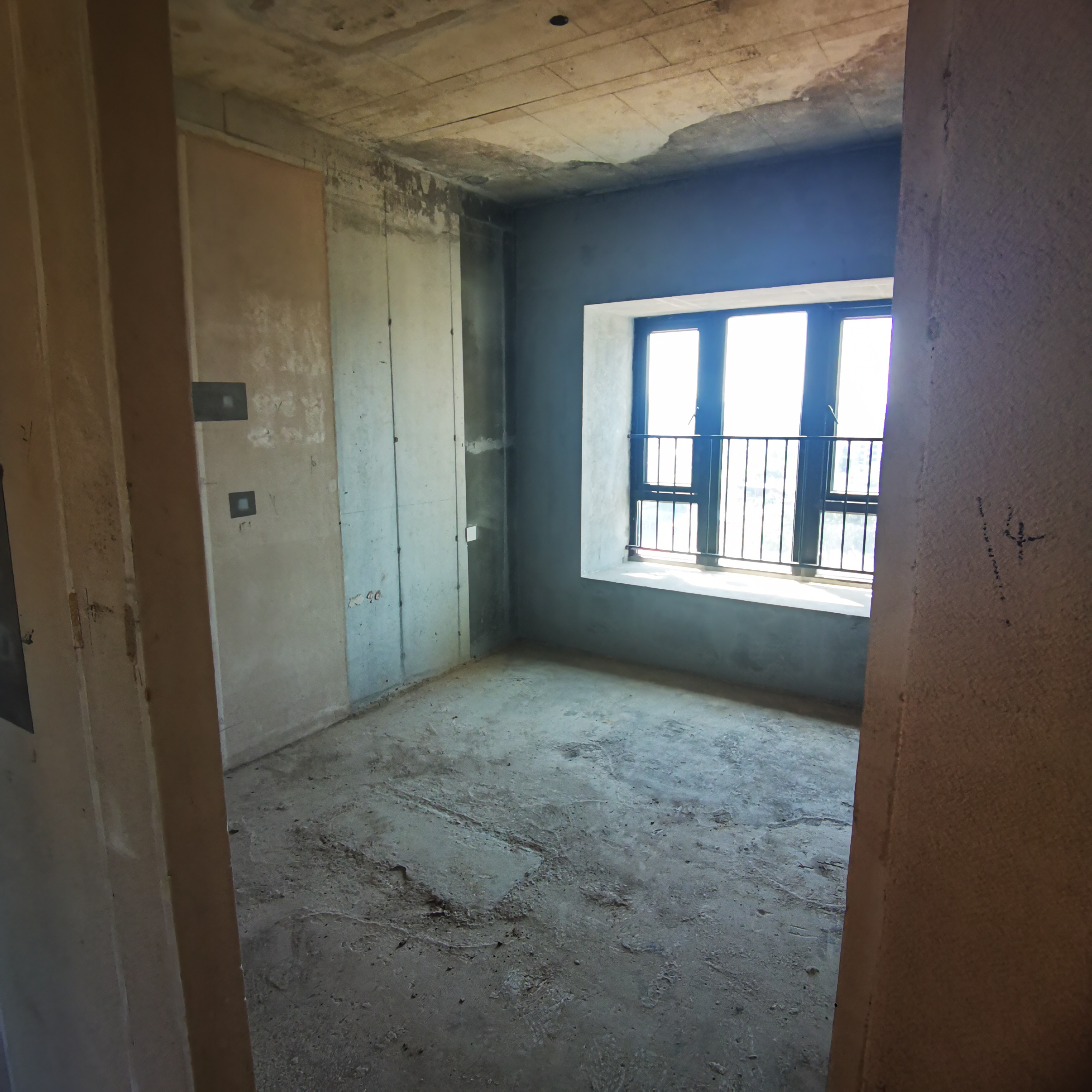 碧桂园正央时代  3室2厅2卫    60.0万客厅