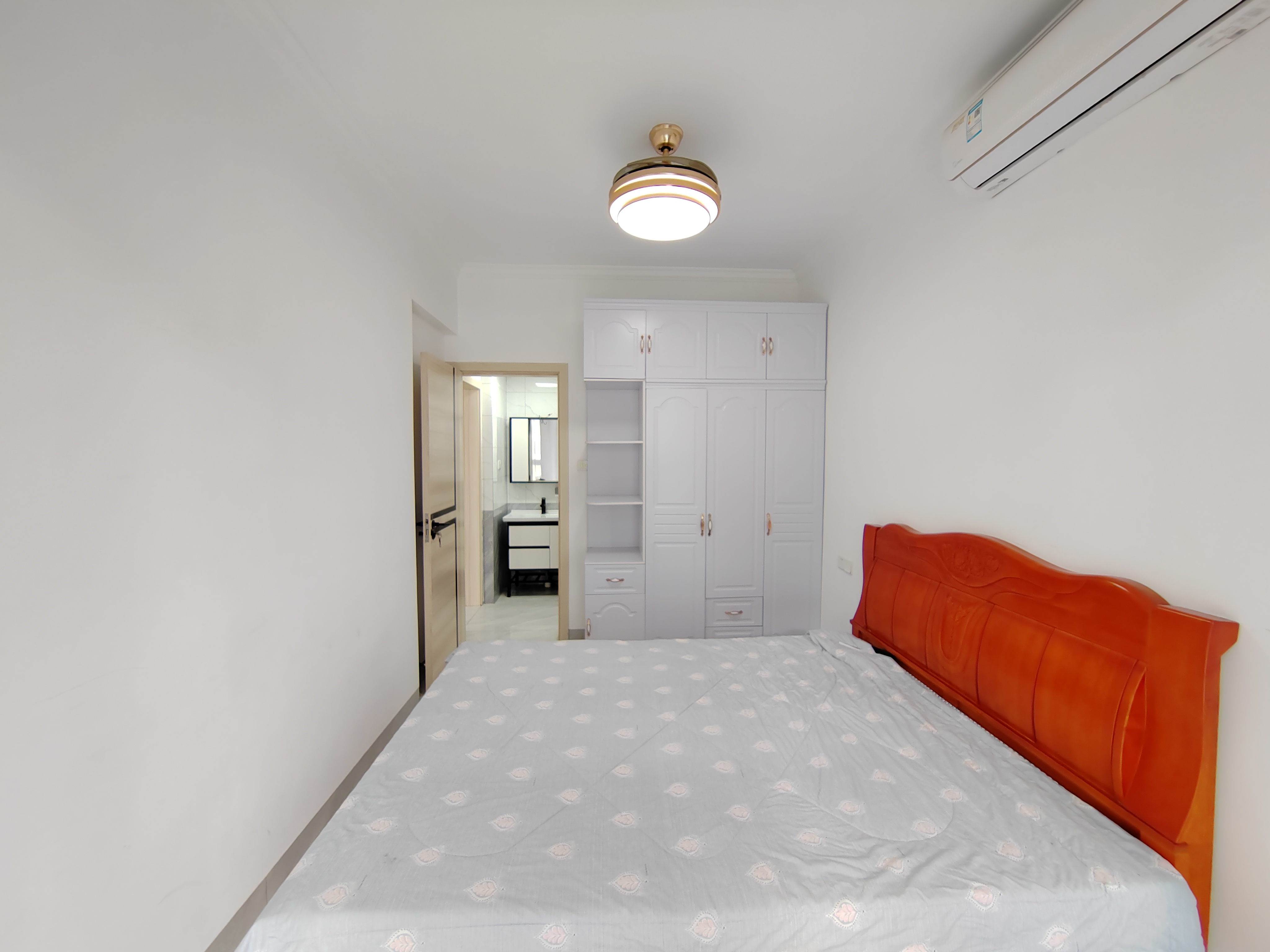 碧海蓝天  2室1厅1卫    2800.0元/月 碧海蓝天  2室1厅1卫    2800.0元/月室内图