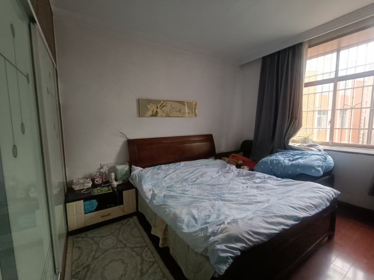 银海花园 3室2厅2卫 1380.0元/月 银海花园 3室2厅2卫 1380.0元/月室内图