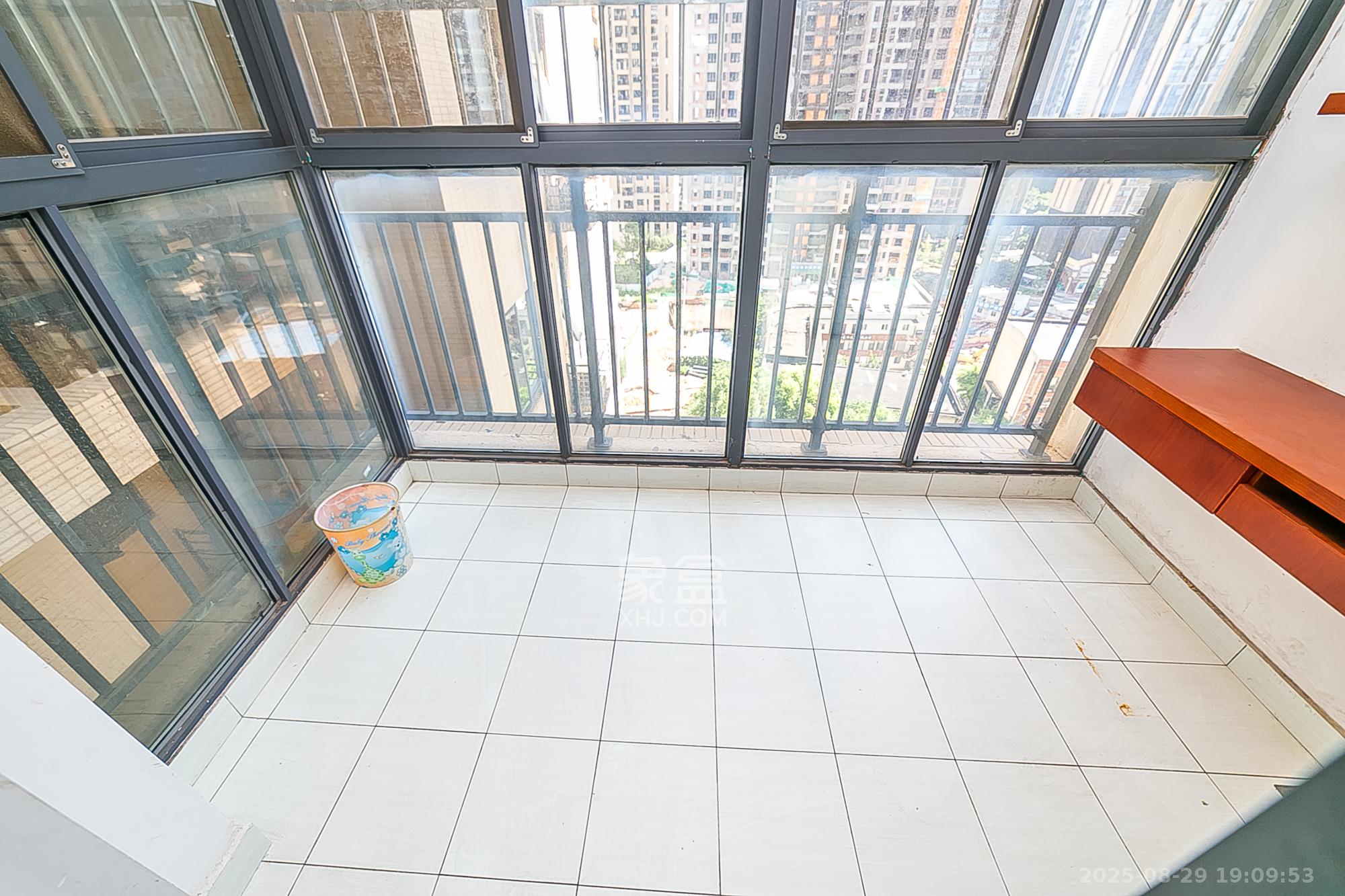 乾城(兴旺乾城) 3室2厅2卫 106.0万 乾城(兴旺乾城) 3室2厅2卫 106.0万阳台