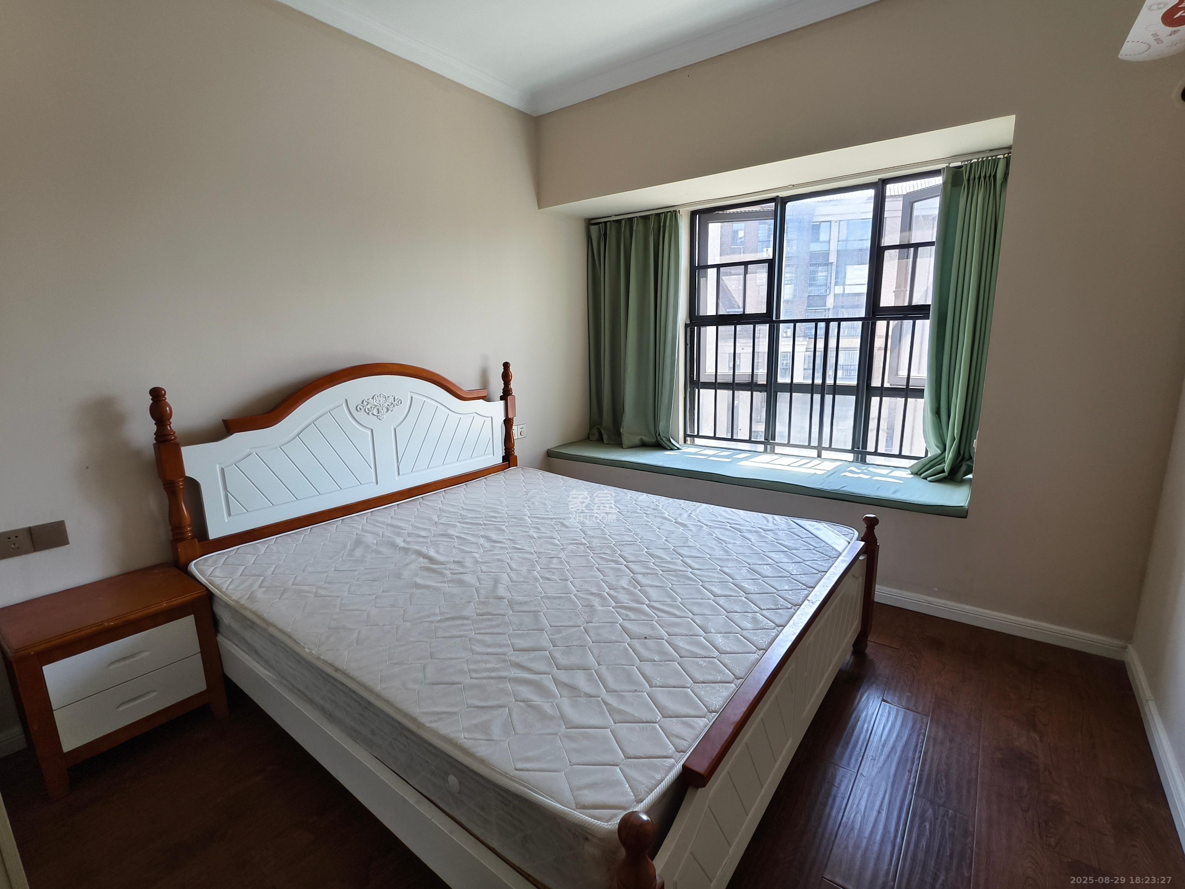 五矿紫湖香醍 2室2厅0卫 1600.0元/月 五矿紫湖香醍 2室2厅0卫 1600.0元/月室内图