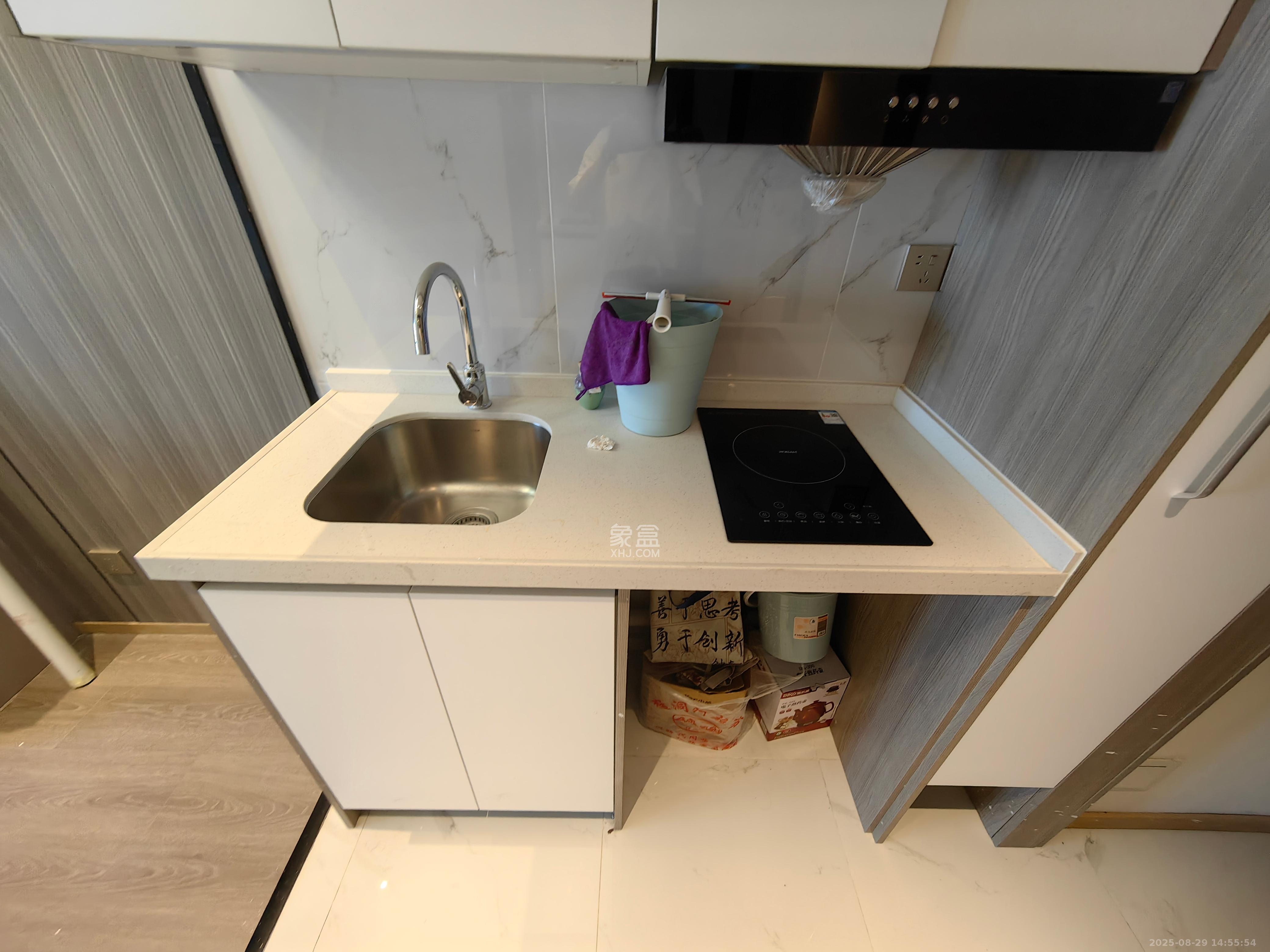 正荣梅溪紫阙台  2室1厅1卫    2100.0元/月 正荣梅溪紫阙台  2室1厅1卫    2100.0元/月室内图