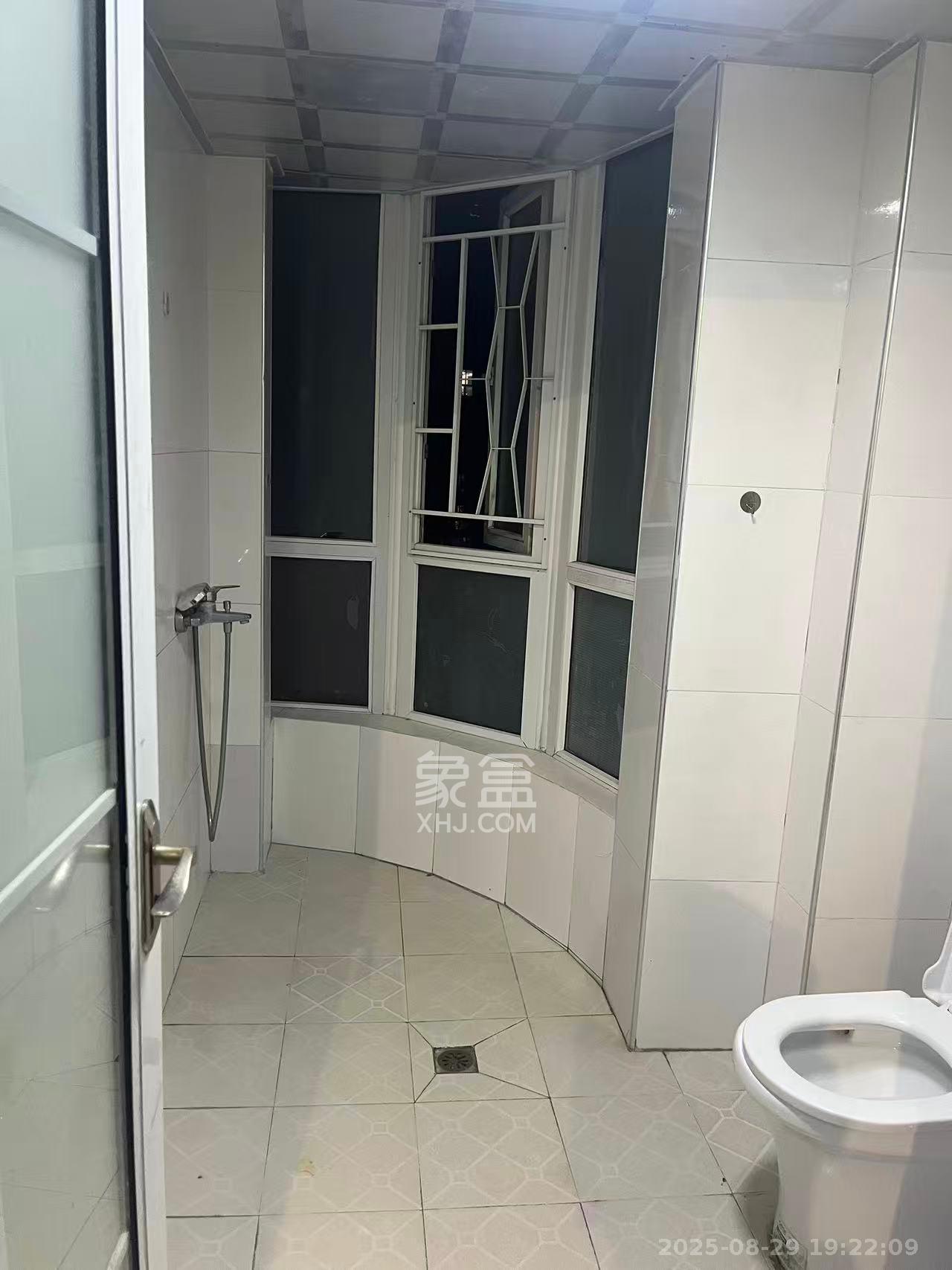 清政园（青政家园）  1室2厅1卫    1000.0元/月室内图