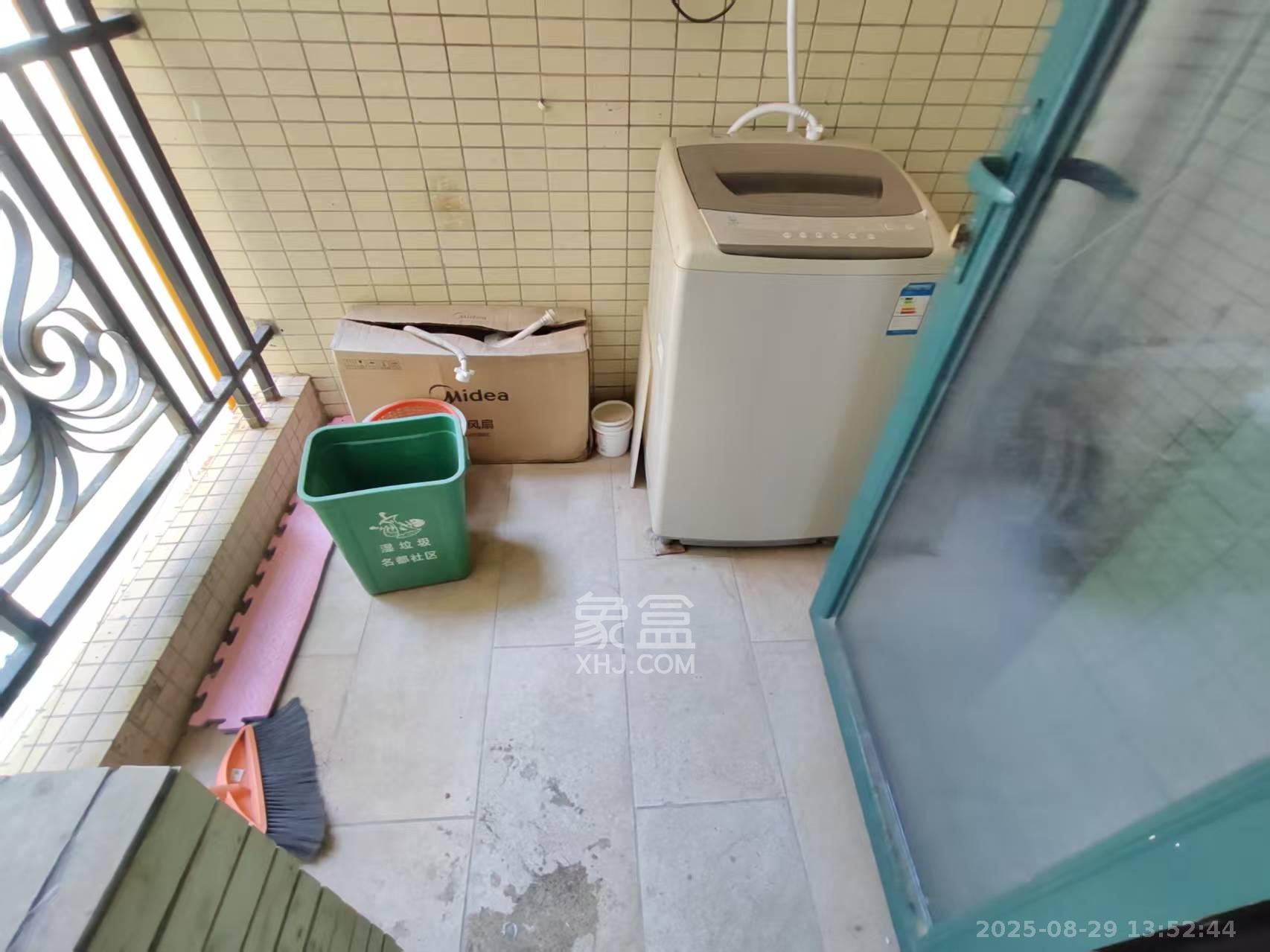 恒大名都  3室2厅2卫    1600.0元/月 恒大名都  3室2厅2卫    1600.0元/月室内图