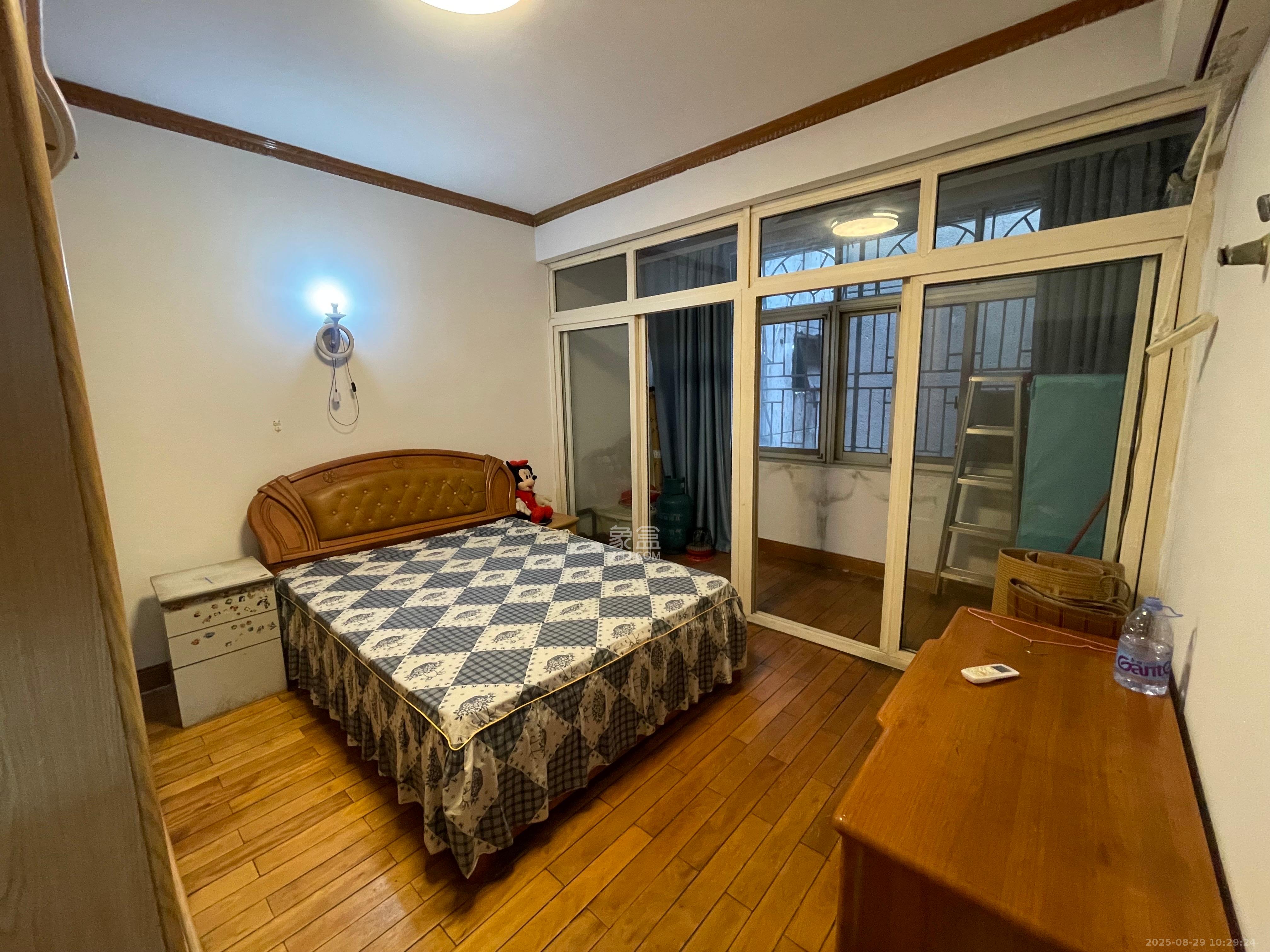 朝阳一、二村  2室1厅1卫    1200.0元/月室内图