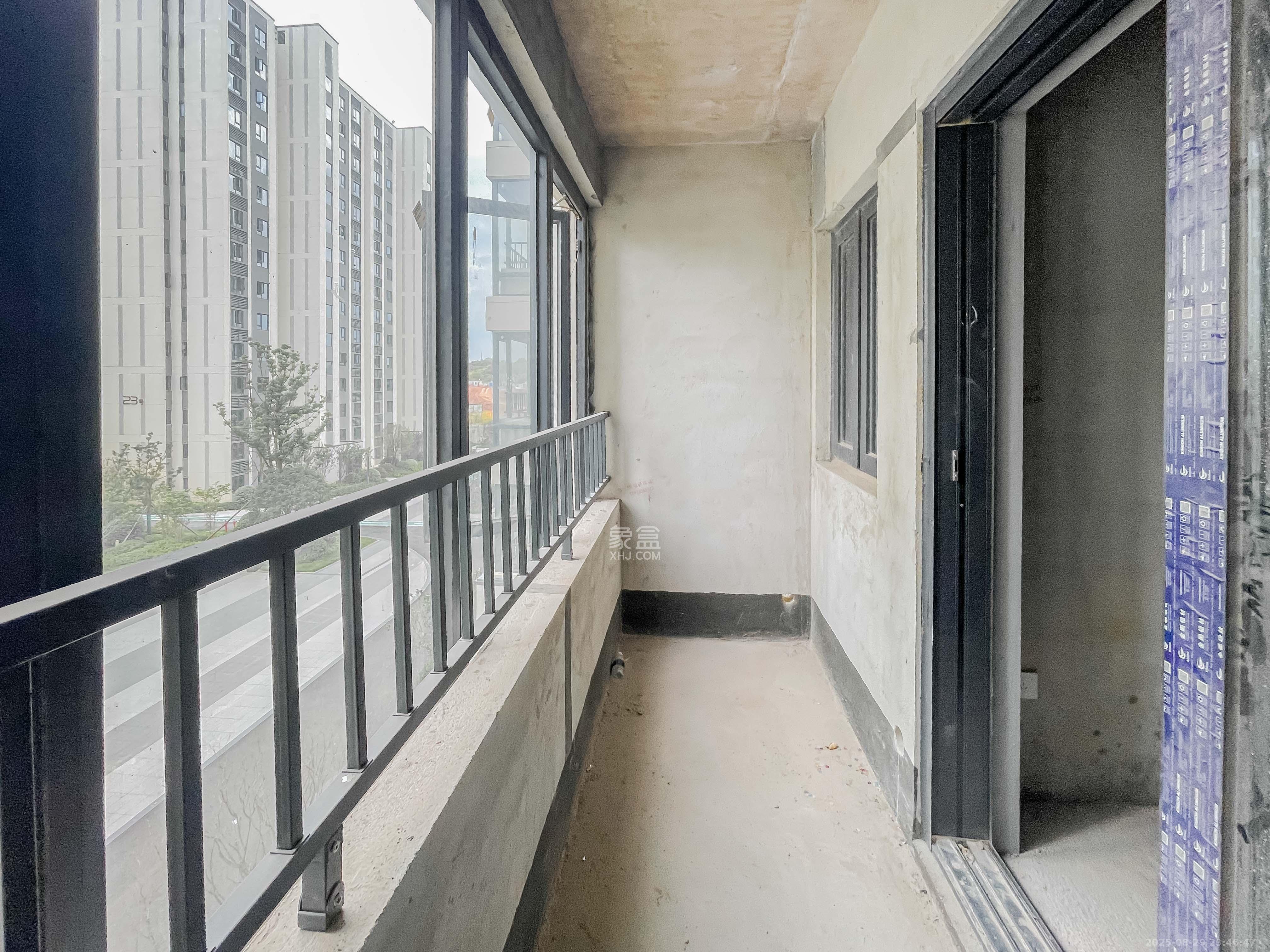 华远空港国际城 3室2厅1卫 46.2万 华远空港国际城 3室2厅1卫 46.2万卧室