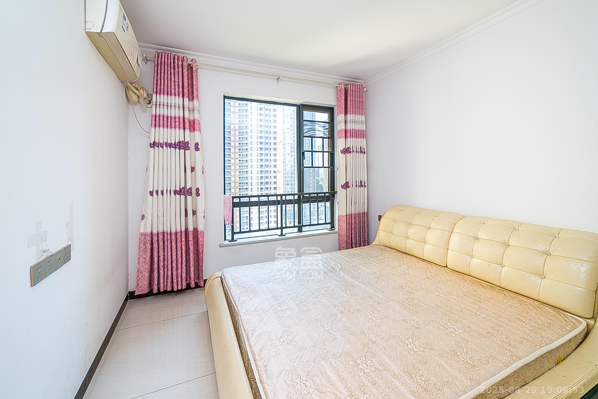 乾城(兴旺乾城) 3室2厅2卫 106.0万 乾城(兴旺乾城) 3室2厅2卫 106.0万卧室