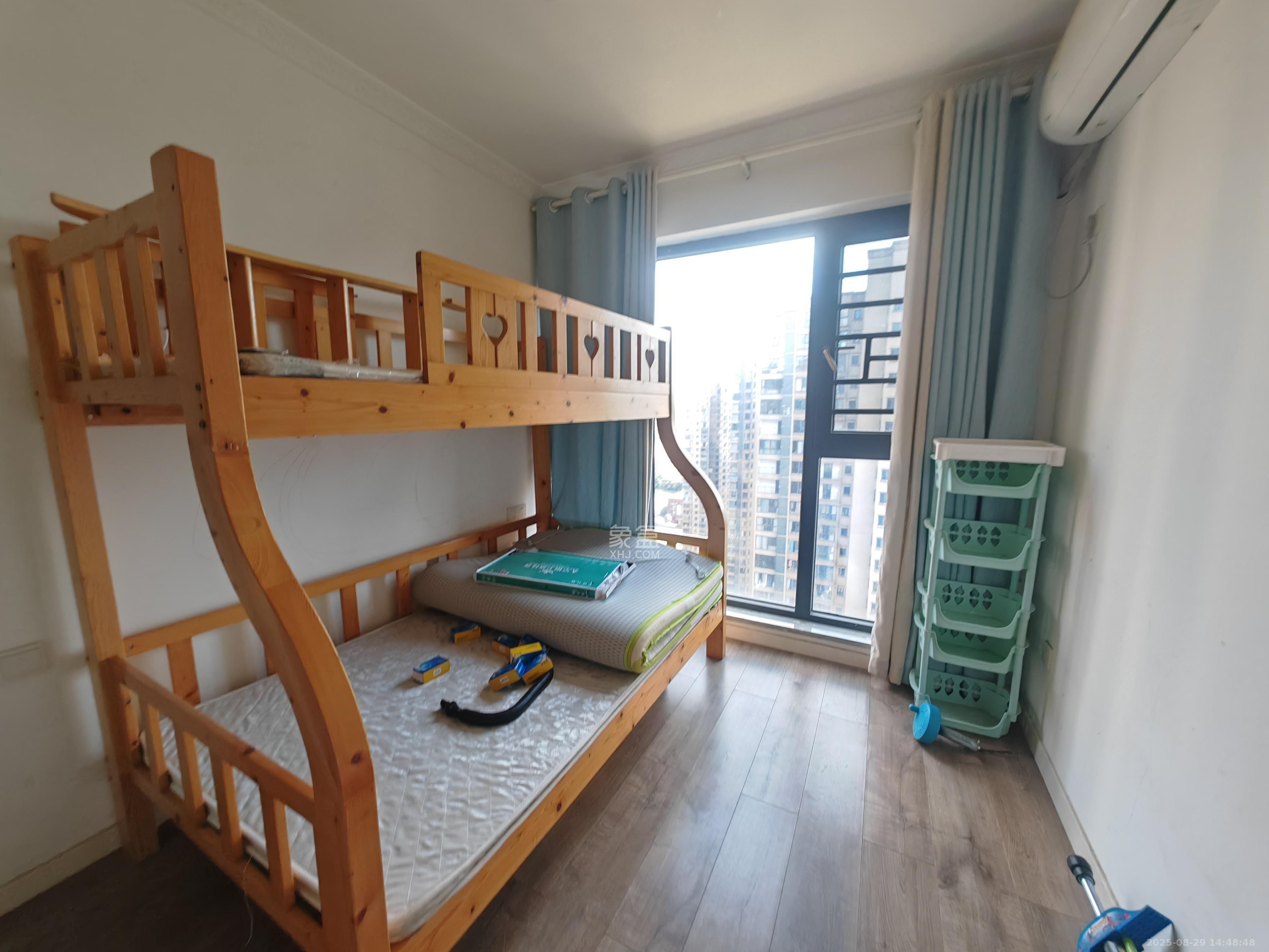 中建嘉和城  3室2厅1卫   2300.00元/月室内图