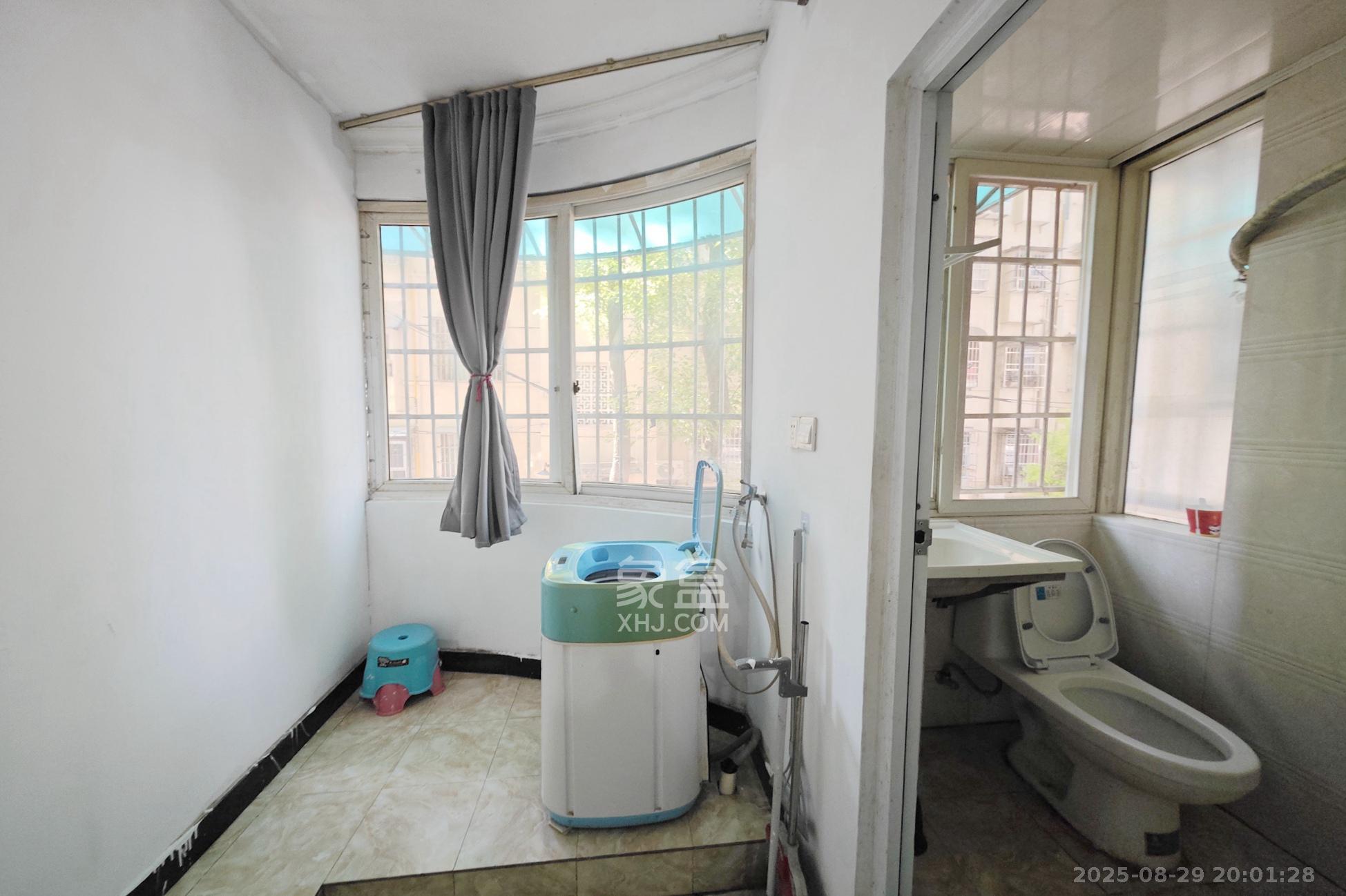 依星苑  0室0厅0卫    72.0万 依星苑  0室0厅0卫    72.0万其他