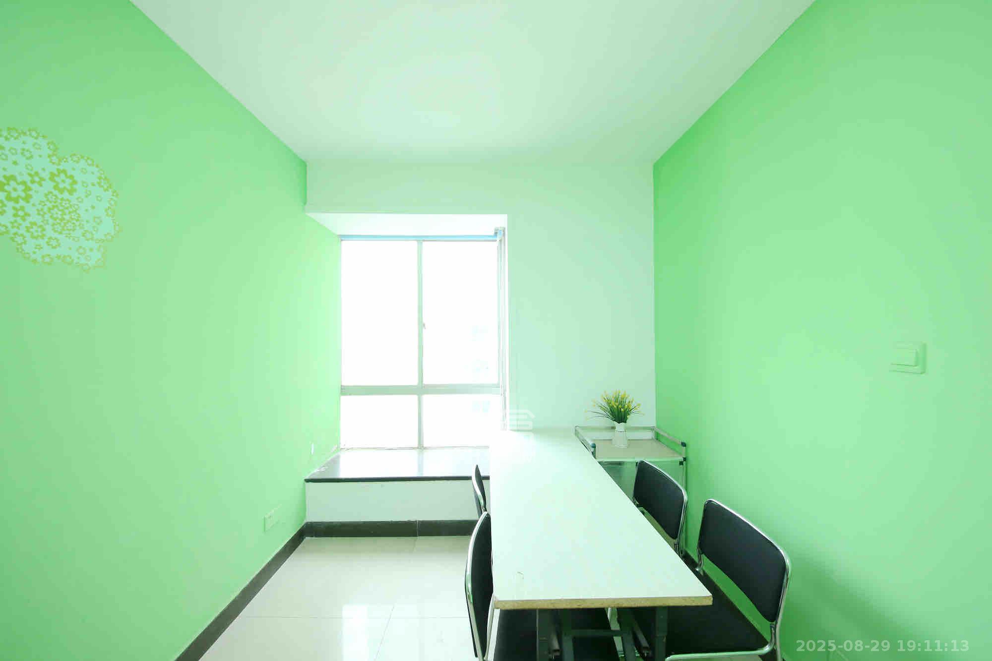 湖南财富中心 2室2厅1卫 4000.0元/月 湖南财富中心 2室2厅1卫 4000.0元/月室内图