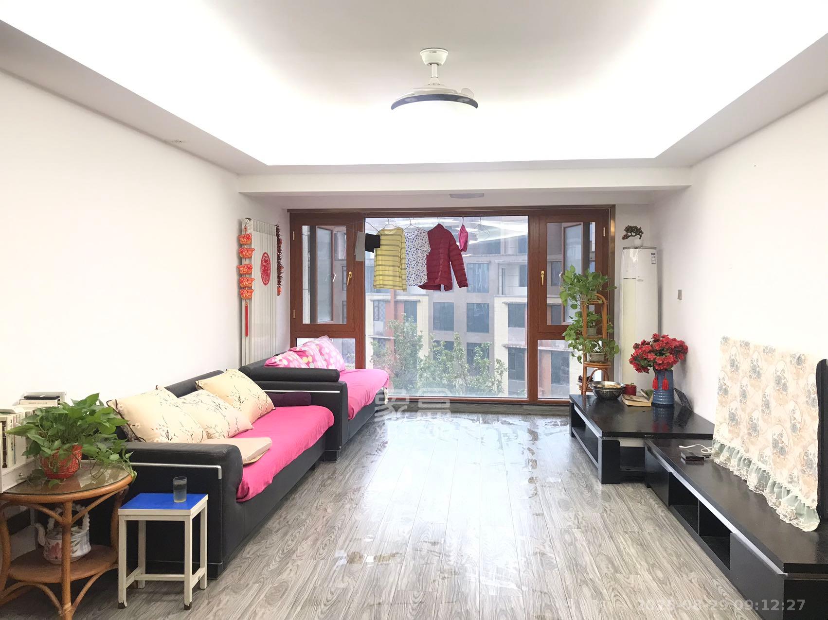 佳兆业云顶梅溪湖(佳兆业梅溪荟)  3室2厅1卫    3500.0元/月 佳兆业云顶梅溪湖(佳兆业梅溪荟)  3室2厅1卫    3500.0元/月