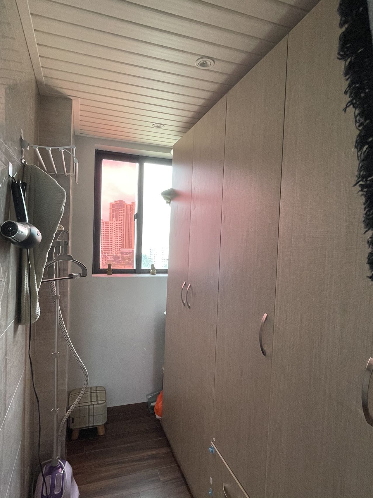 海悦东方  3室2厅2卫    4000.0元/月 海悦东方  3室2厅2卫    4000.0元/月室内图