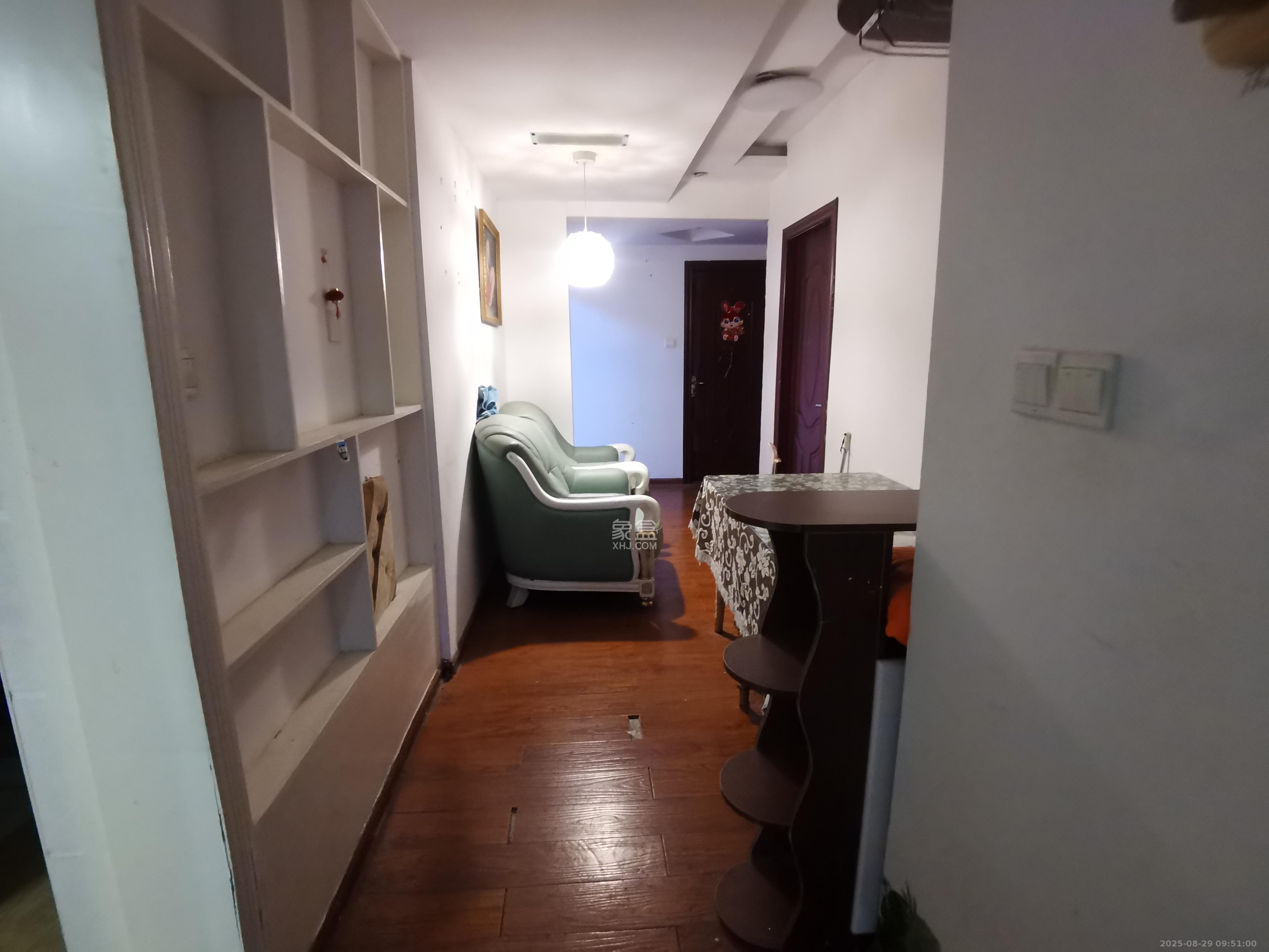 铂宫  1室2厅2卫    1000.0元/月室内图