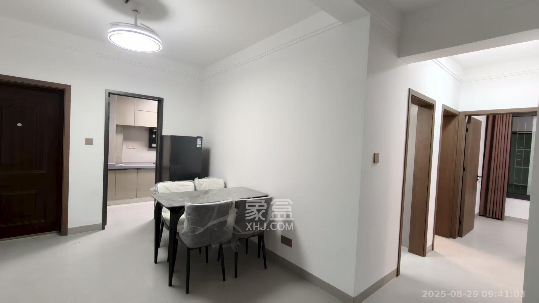 凯富南方鑫城  3室2厅1卫    2800.0元/月 凯富南方鑫城  3室2厅1卫    2800.0元/月室内图